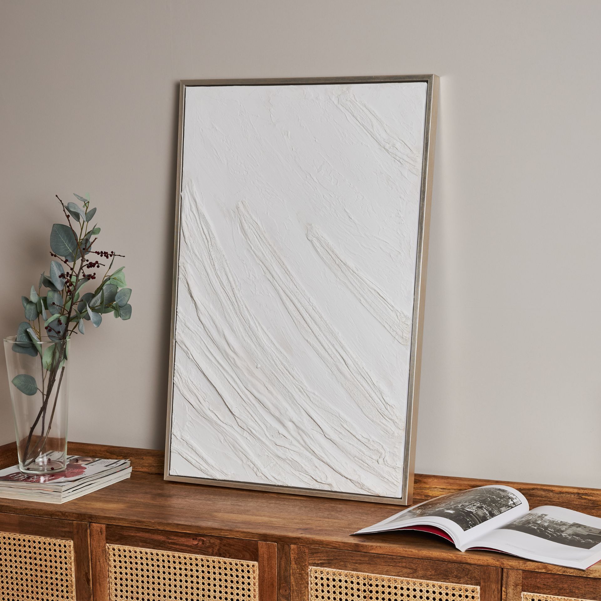 Cuadro con marco plateado Diagonal Sondal 60x90cm