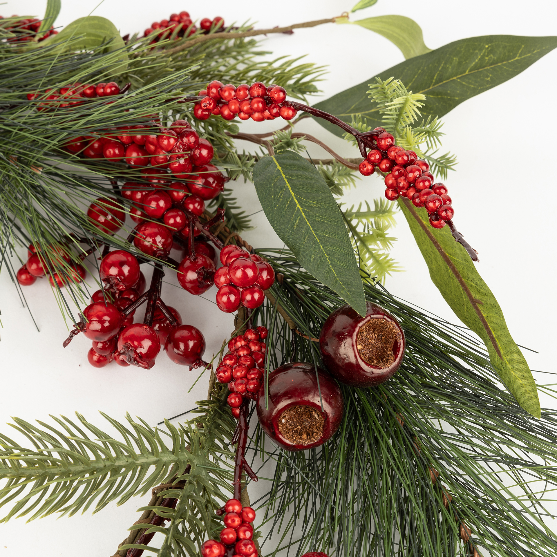 Rama decorativa pino bayas 120cm