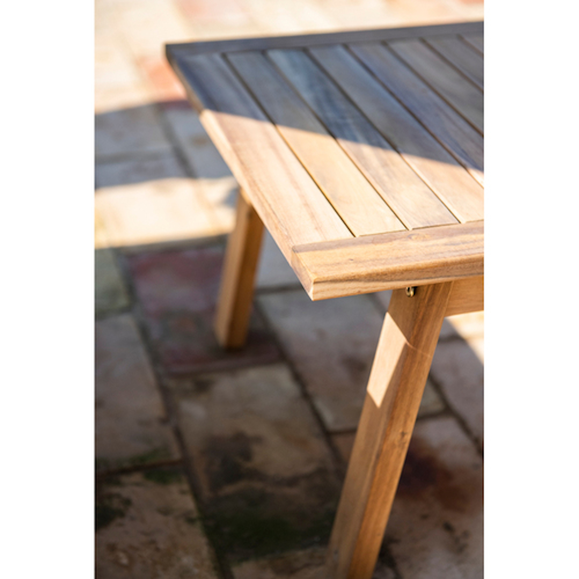 Set de jardín de 4 piezas de madera de acacia Mykonos