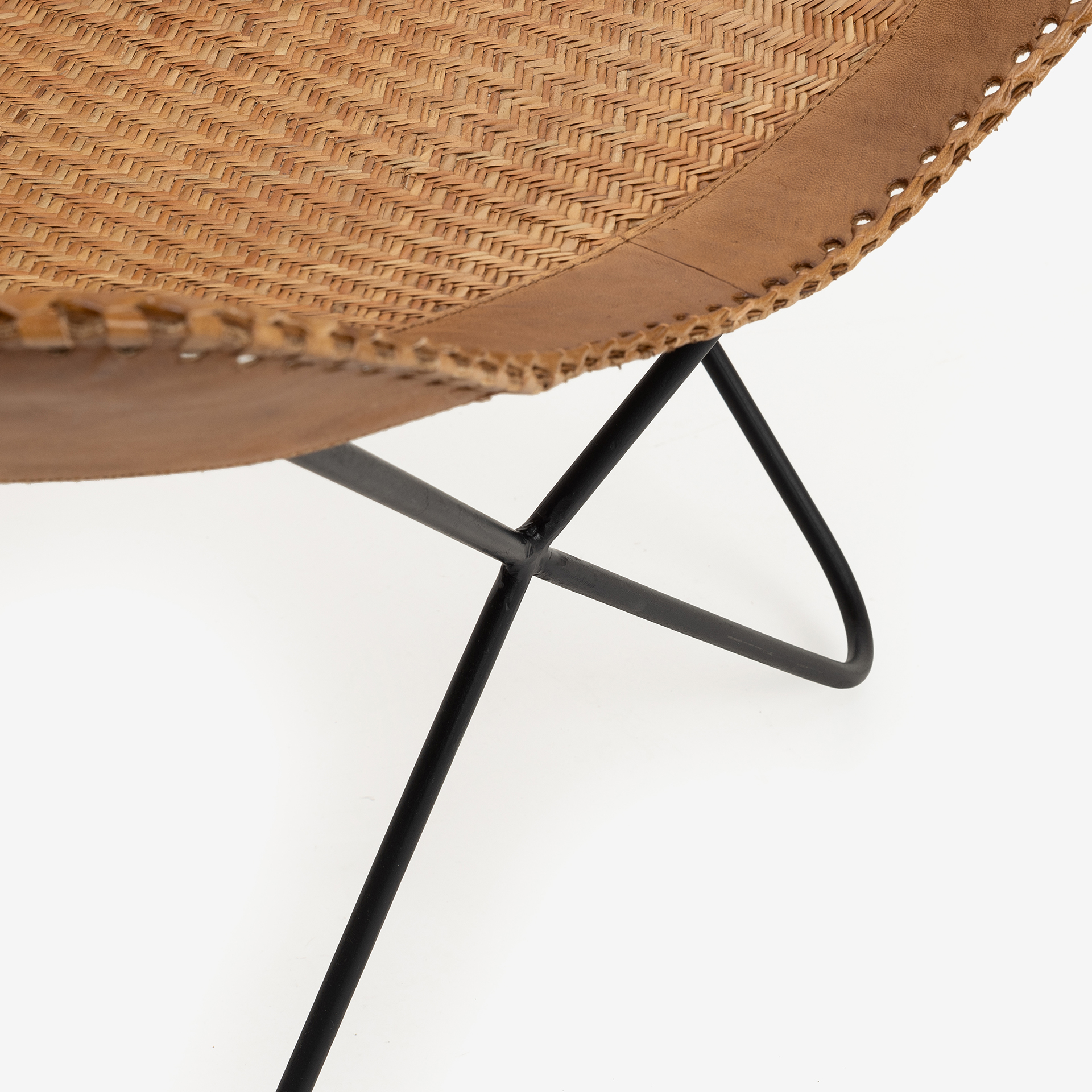 Silla mariposa de cuero y ratán marrón Katy 72x78x92cm