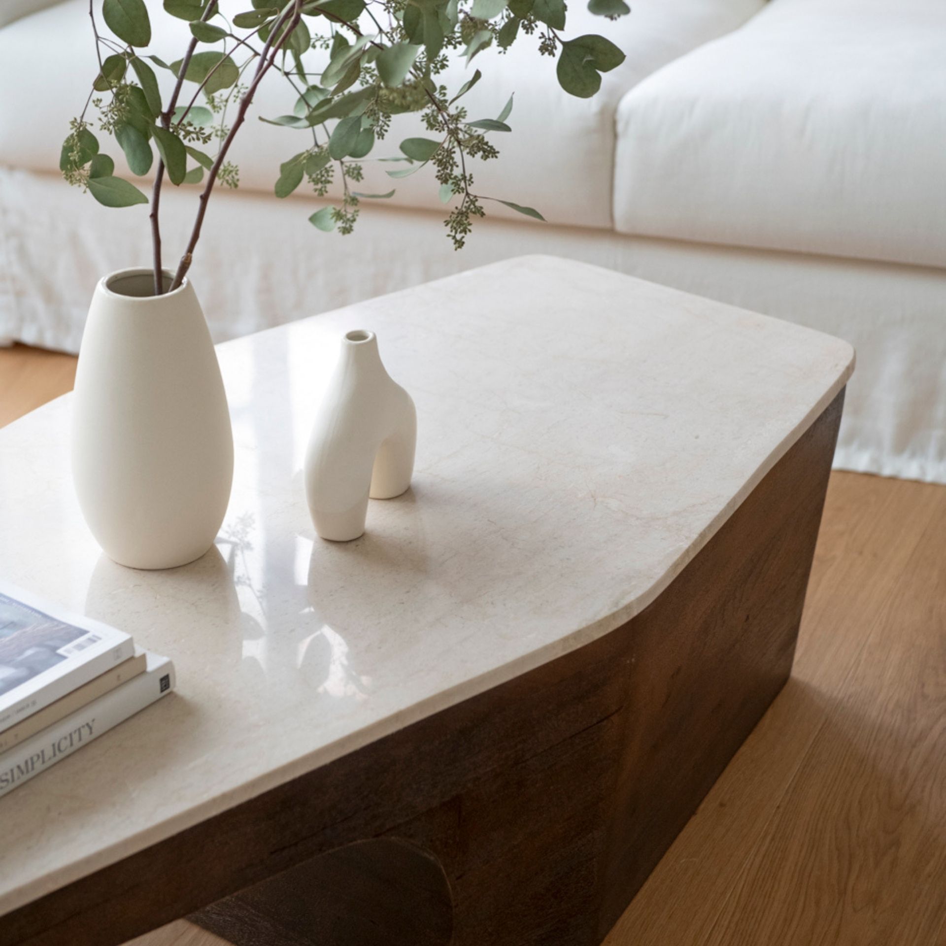 Mesa de centro de m&aacute;rmol Se&uacute;l 128x63x36cm Clau&Chloe