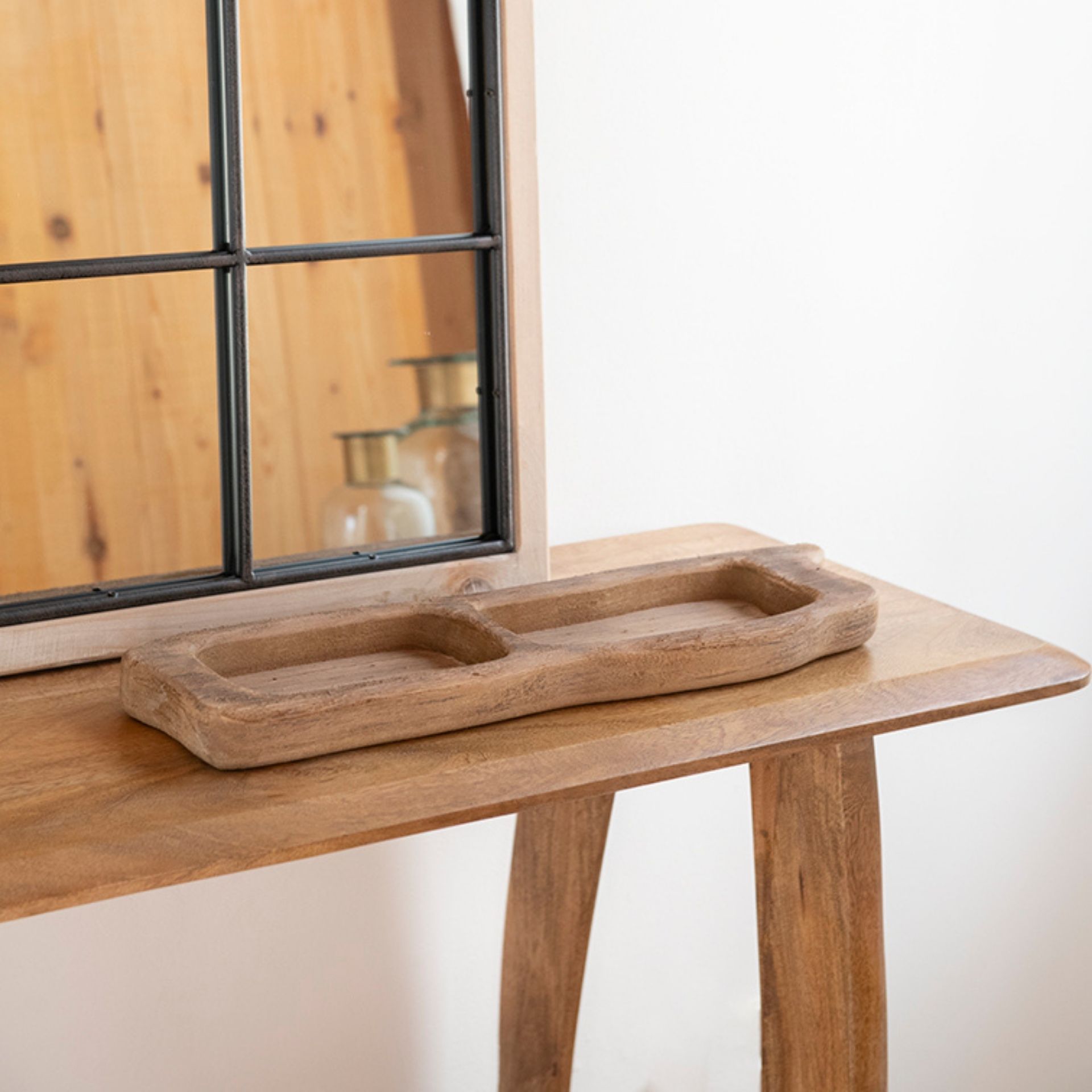 Bandeja de madera con 2 compartimentos 55cm