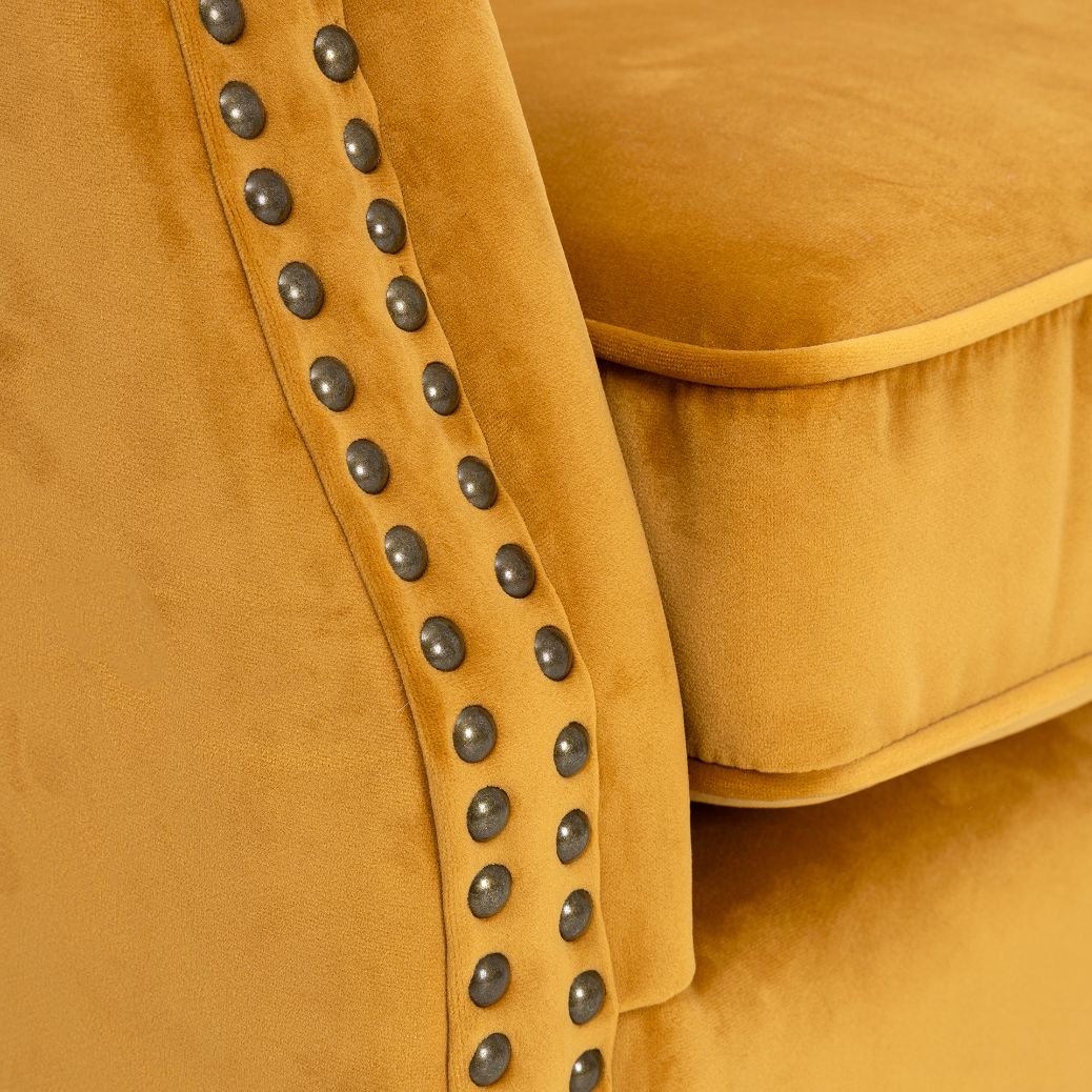Butaca de terciopelo mostaza Aurora 79x75x79cm Clau&Chloe