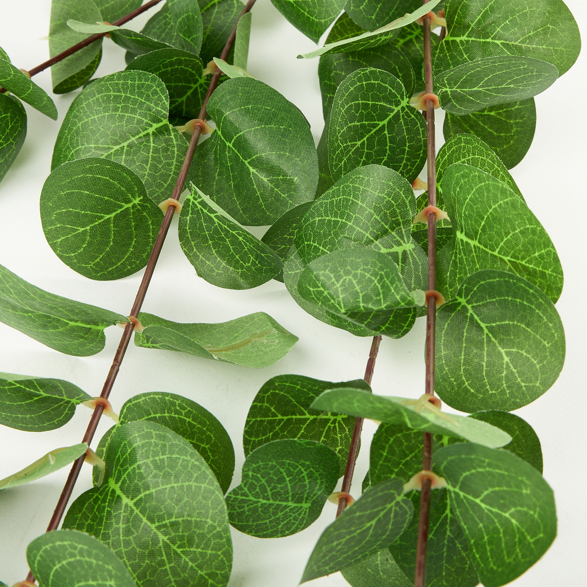 Rama artificial eucalipto oscuro 100cm