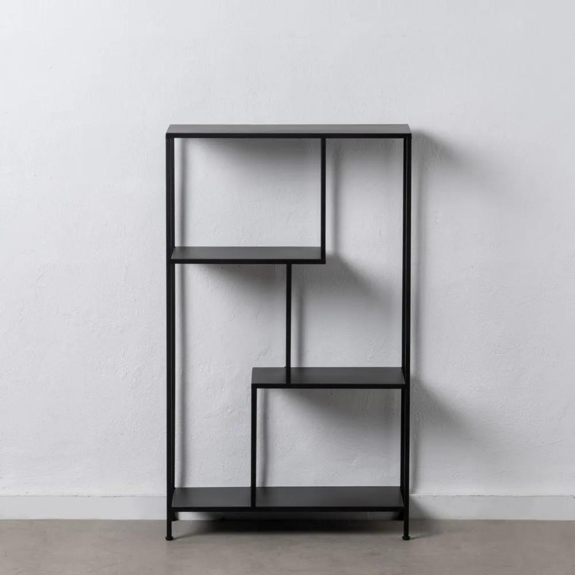 Estanter&iacute;a de metal negro Calista 65x25x110cm