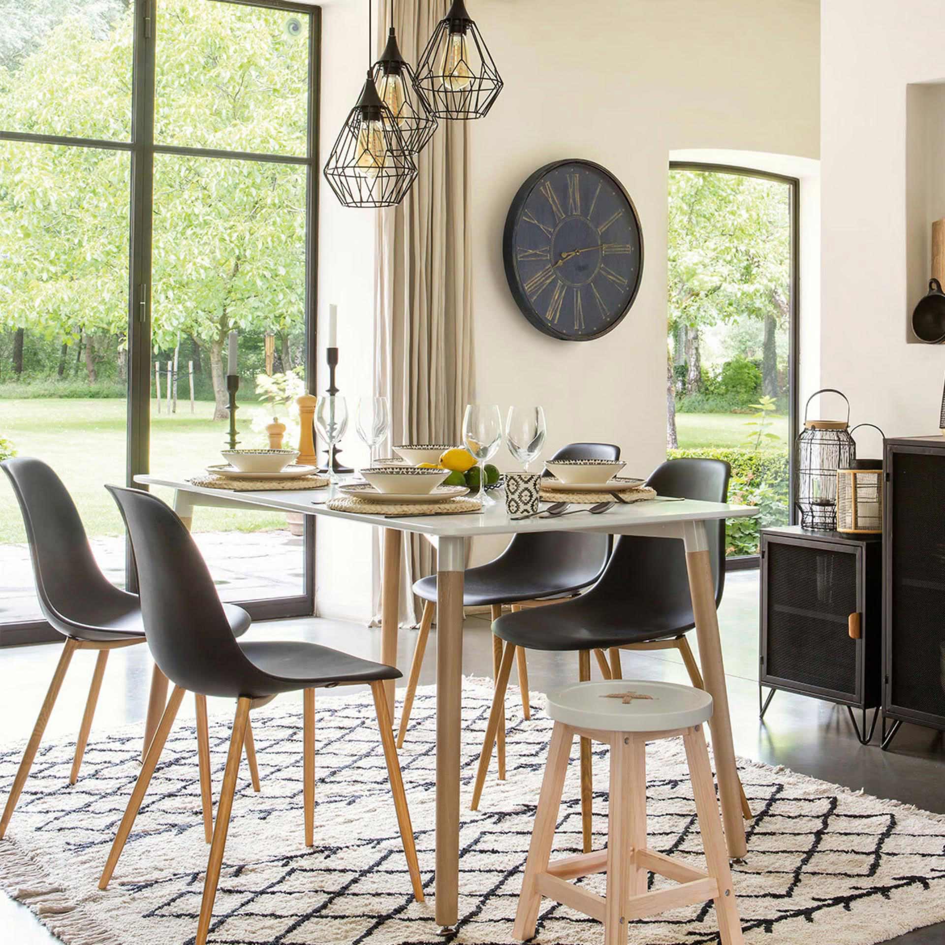 Silla de comedor de polipropileno negro Orel 