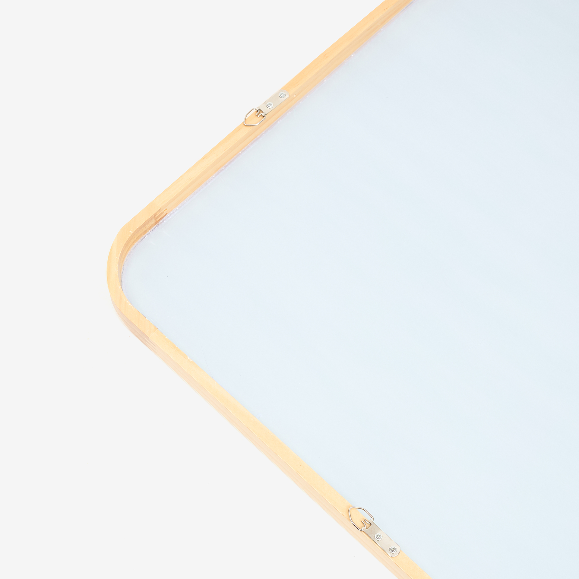 Espejo de pared rectangular con marco madera Jalota 60x90cm