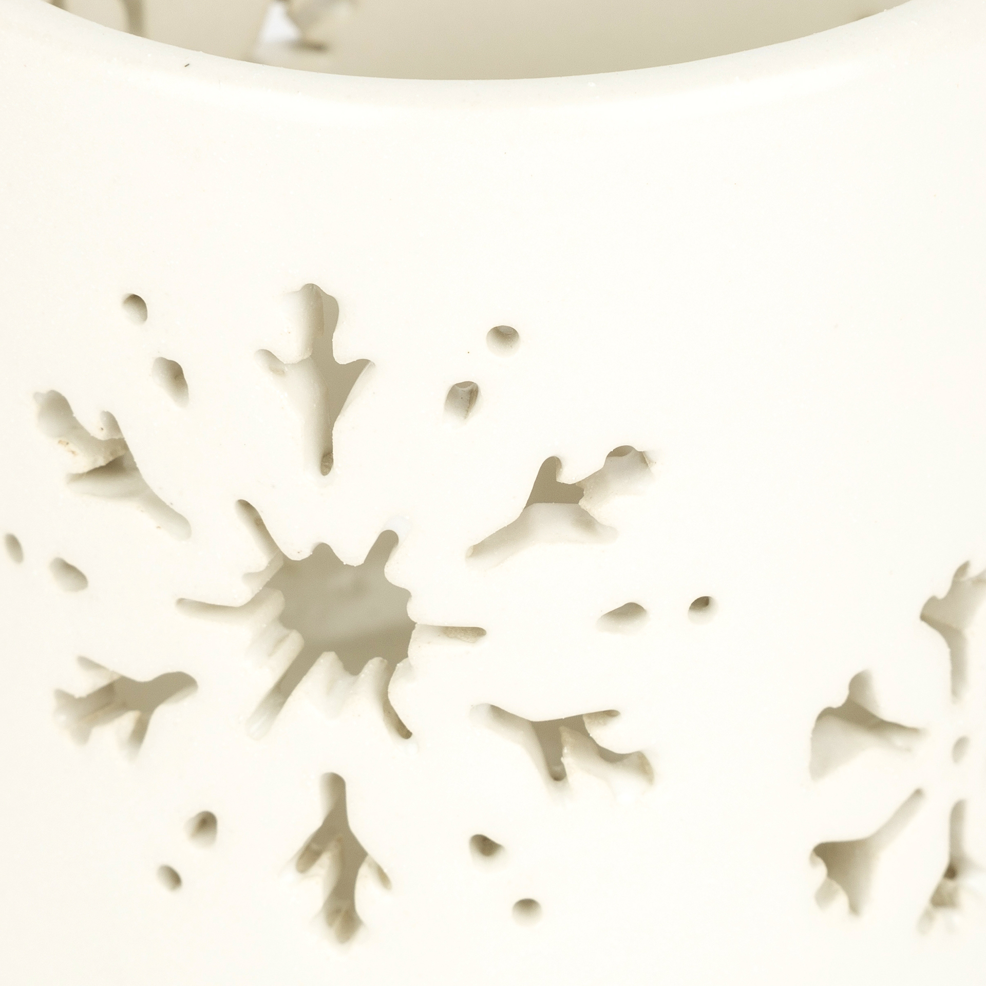 Portavelas de cer&aacute;mica blanca Snow 8cm