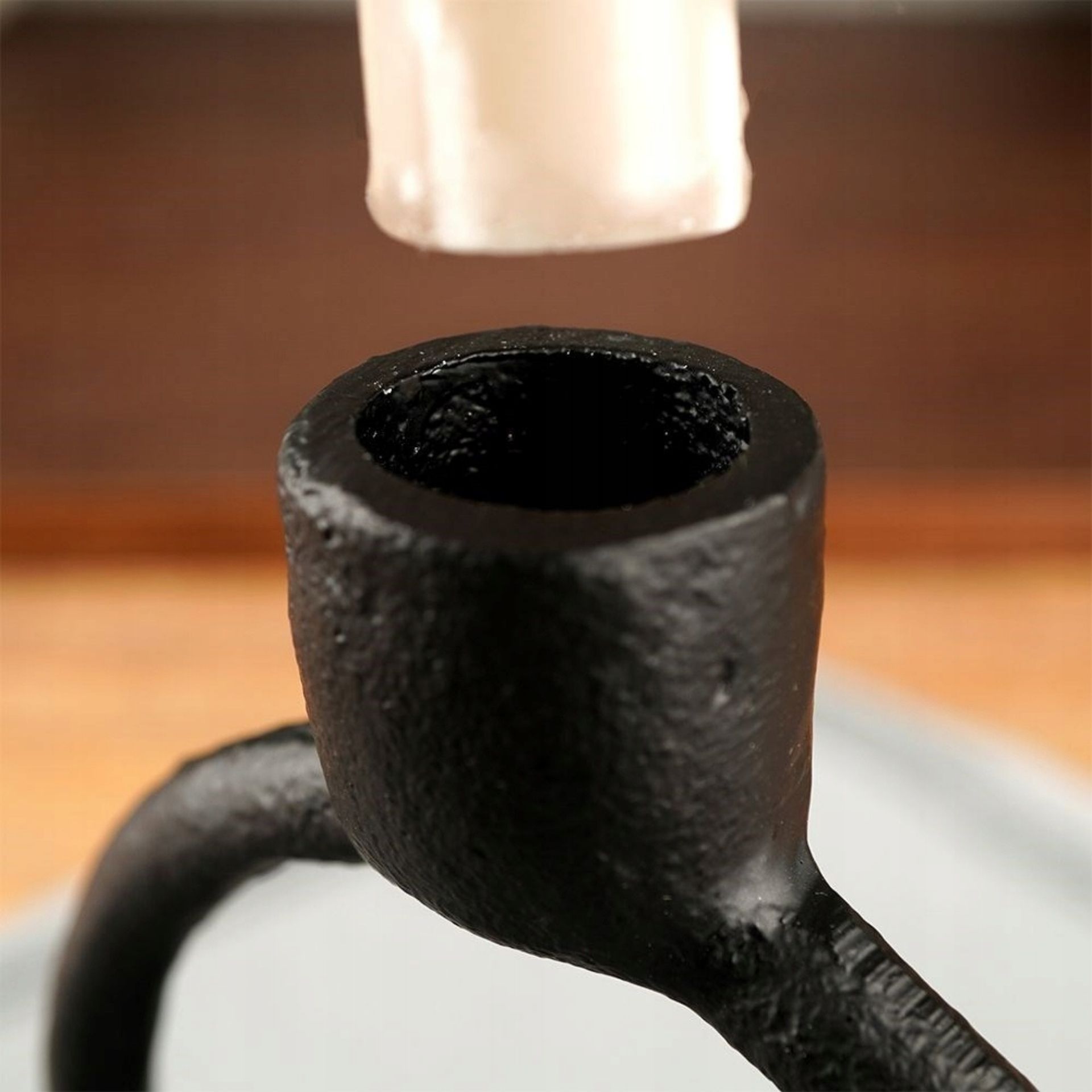 Candelabro de aluminio negro Bida 11x15cm