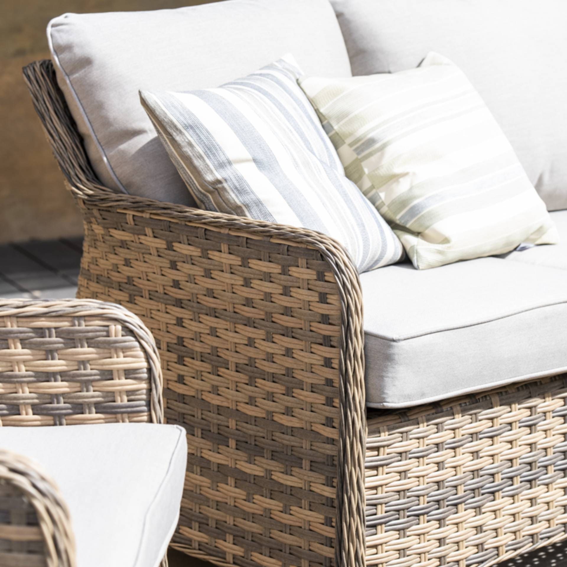 Set de jardín de 4 piezas de ratán sintético Lanai