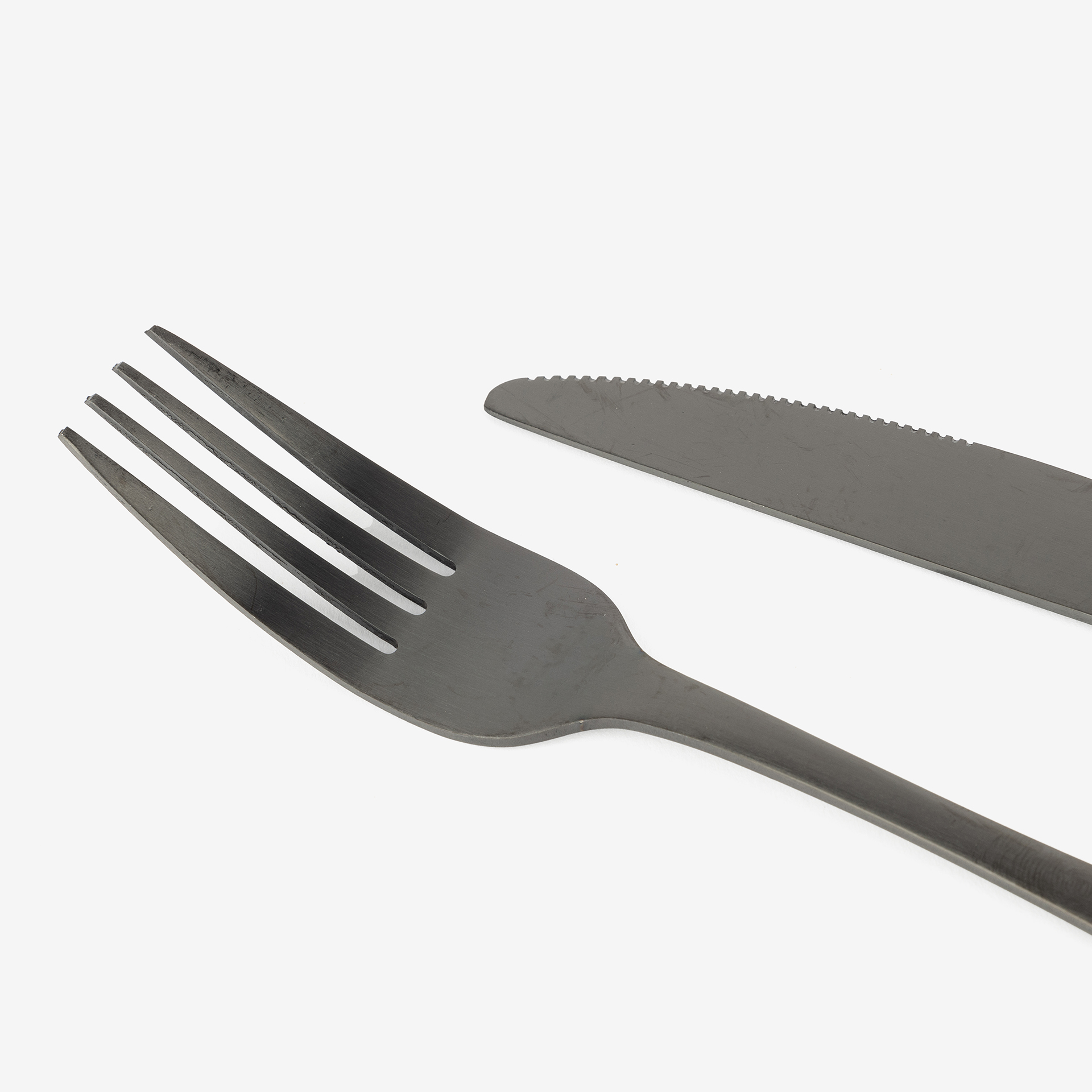 Cuberter&iacute;a de 16 piezas de acero inoxidable negro