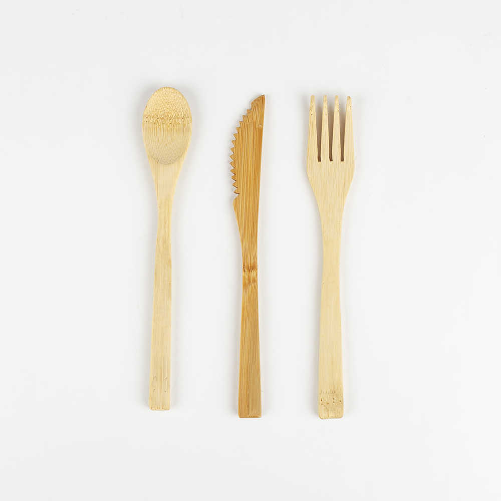Set de 3 cubiertos reutilizables de bambú