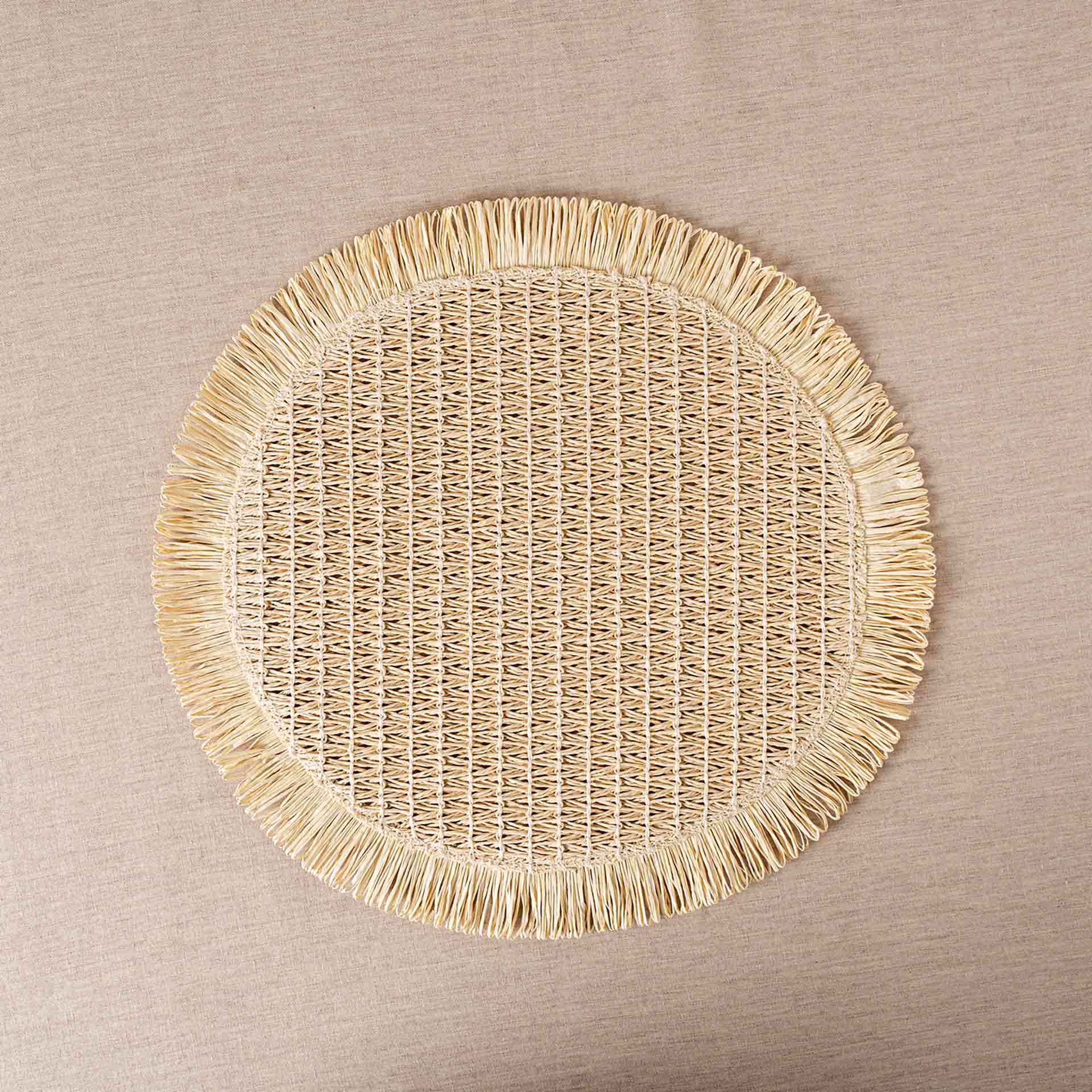 Mantel individual redondo con flecos beige Calma &Oslash;38cm 