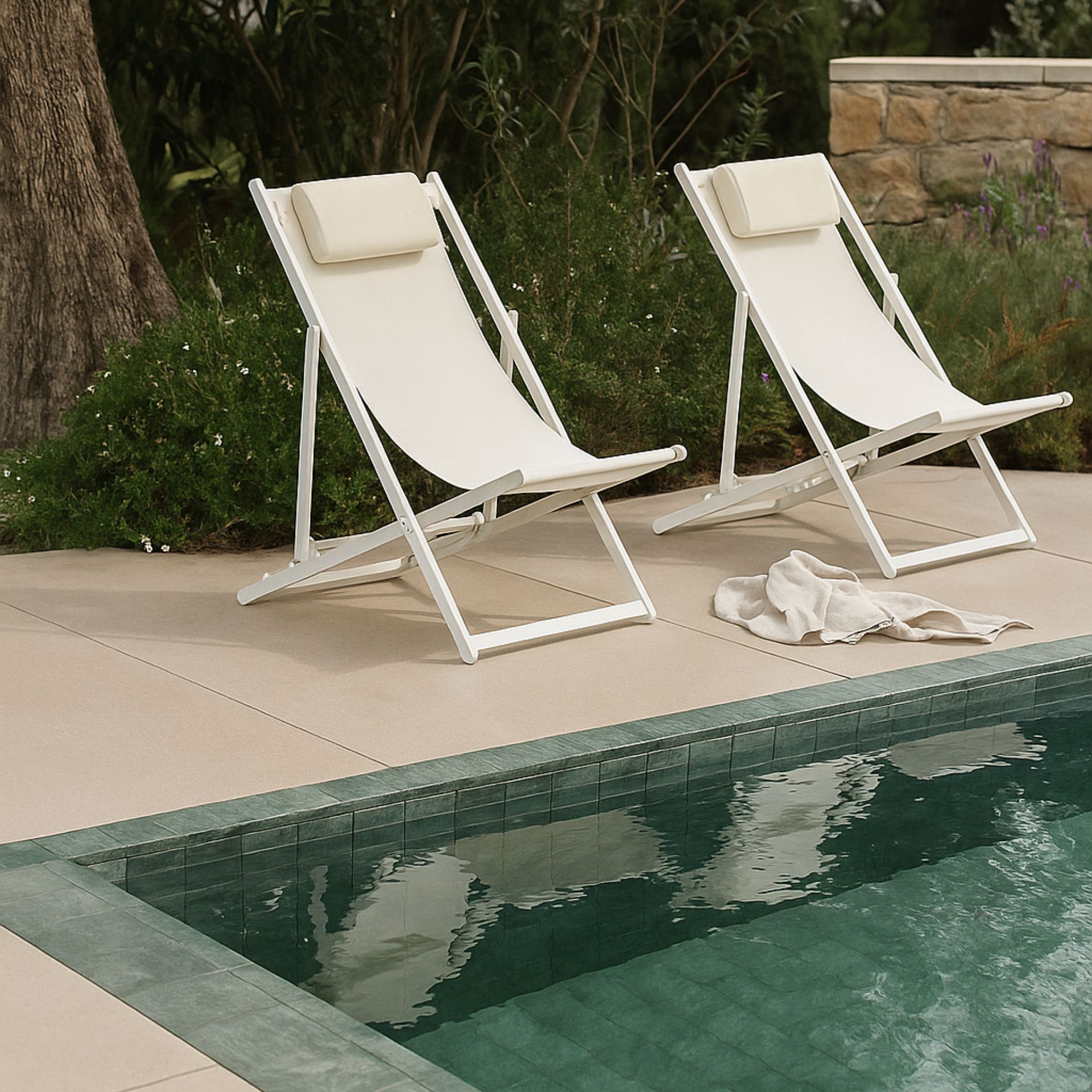 Hamaca reclinable de aluminio y textiline blanca 104x58x76cm