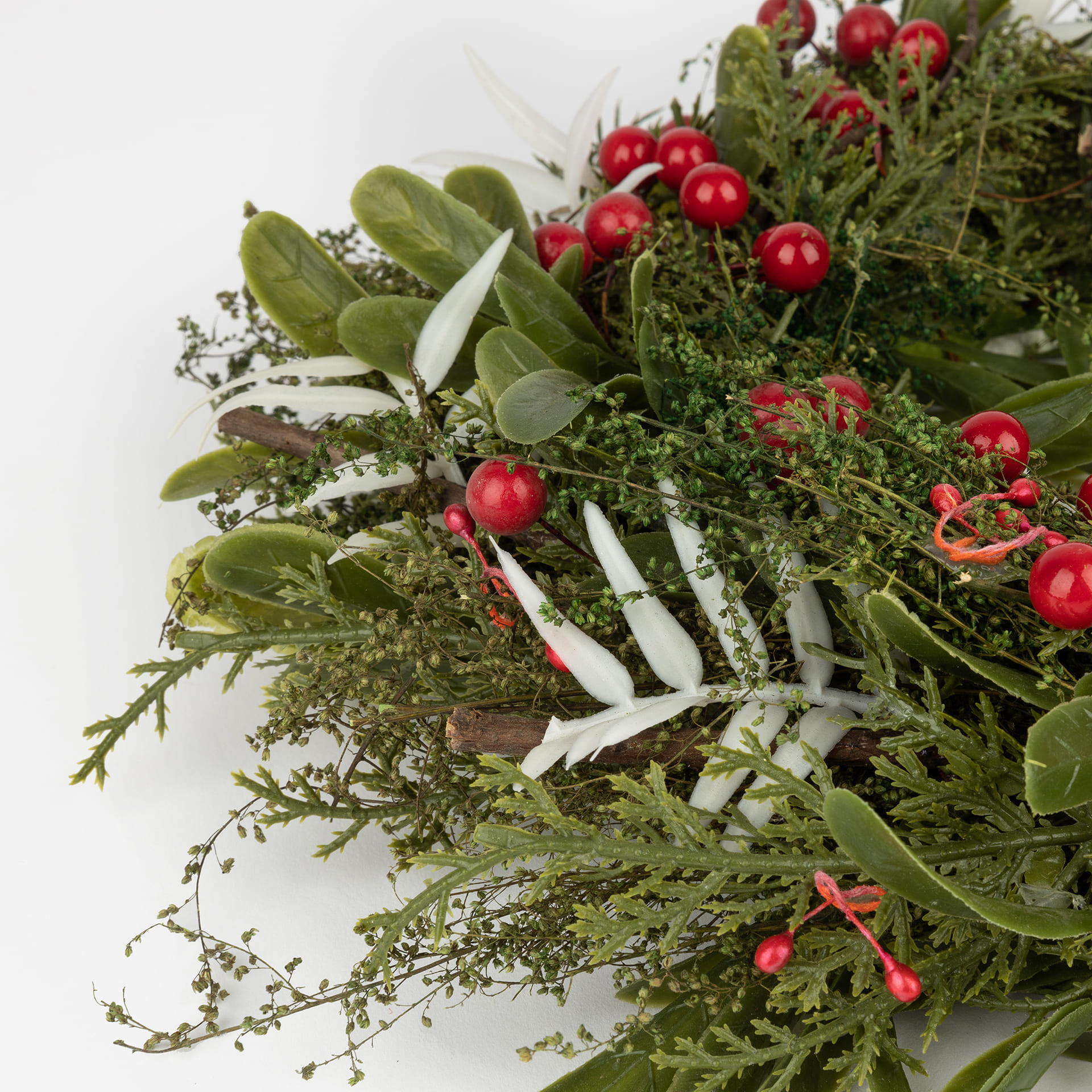 Corona hiedra y bayas rojas &Oslash;33cm