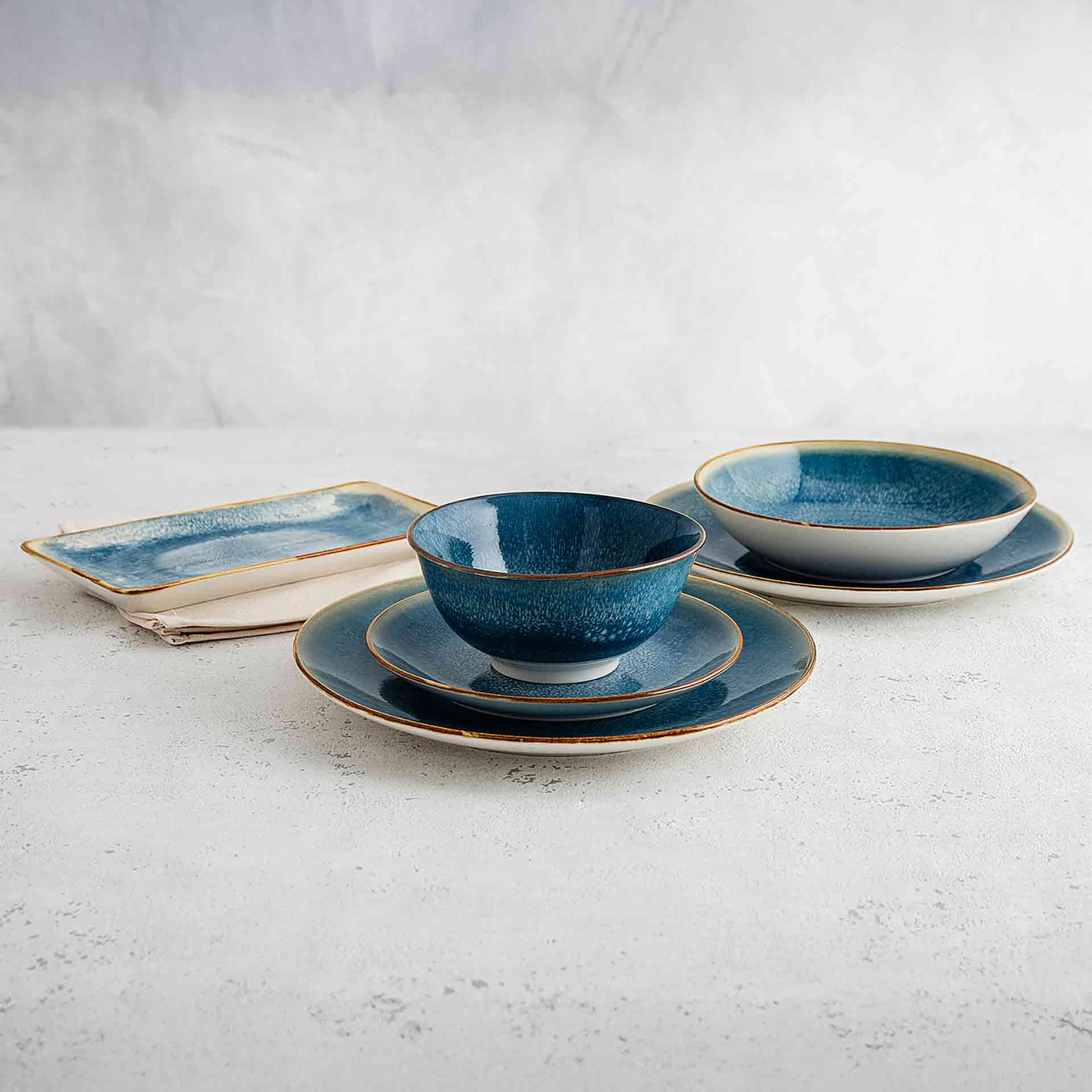 Plato llano de porcelana Aura 27cm