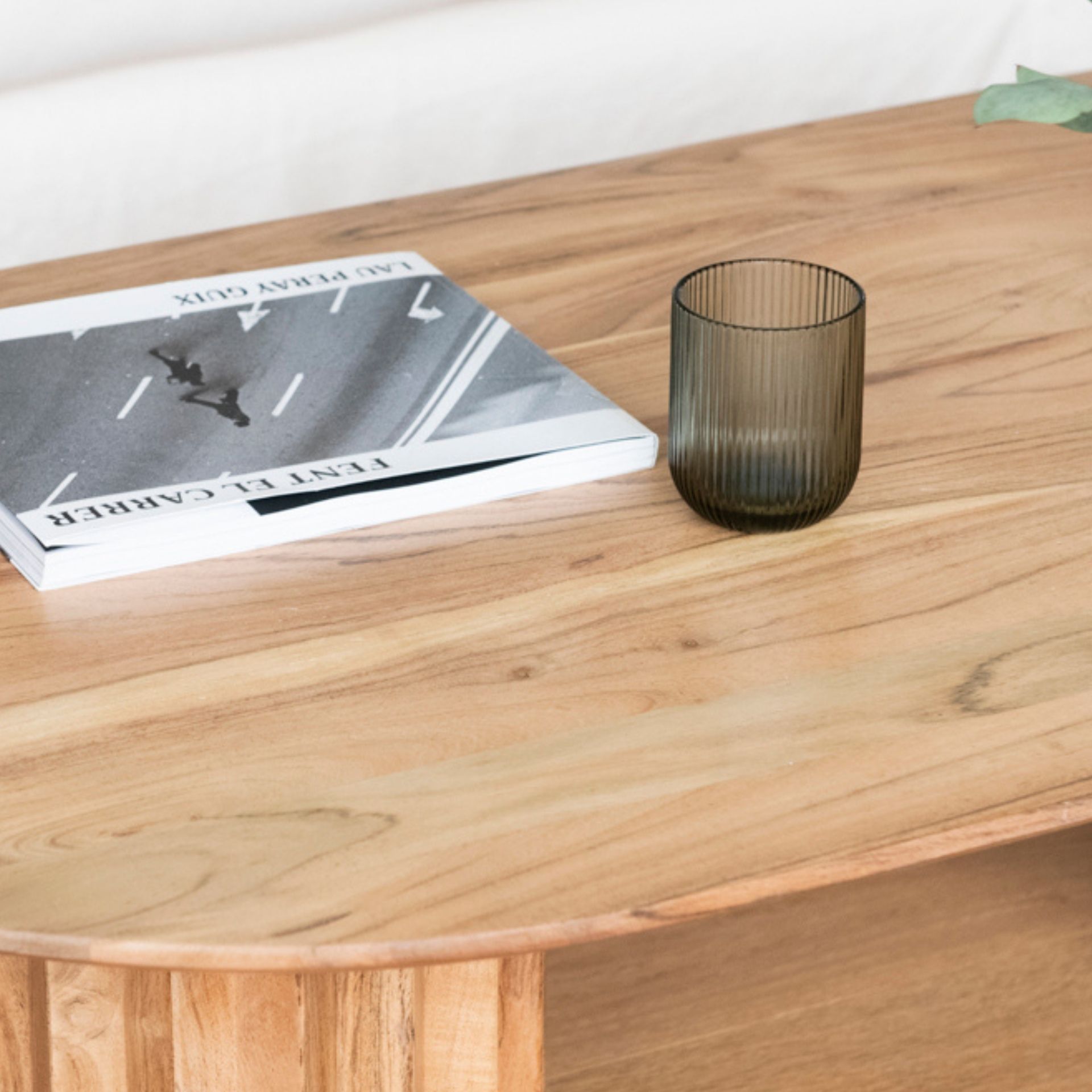 Mesa de centro de madera de acacia Mumbai 120x63x35cm Clau&Chloe