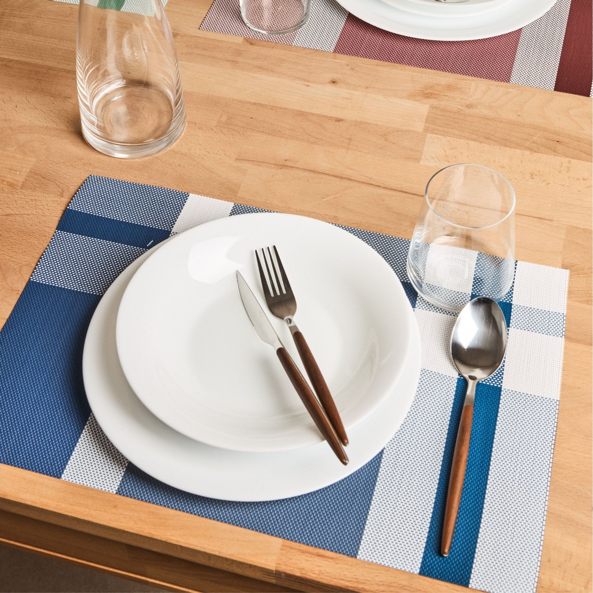 Vajilla de 18 piezas de opal blanca Vega