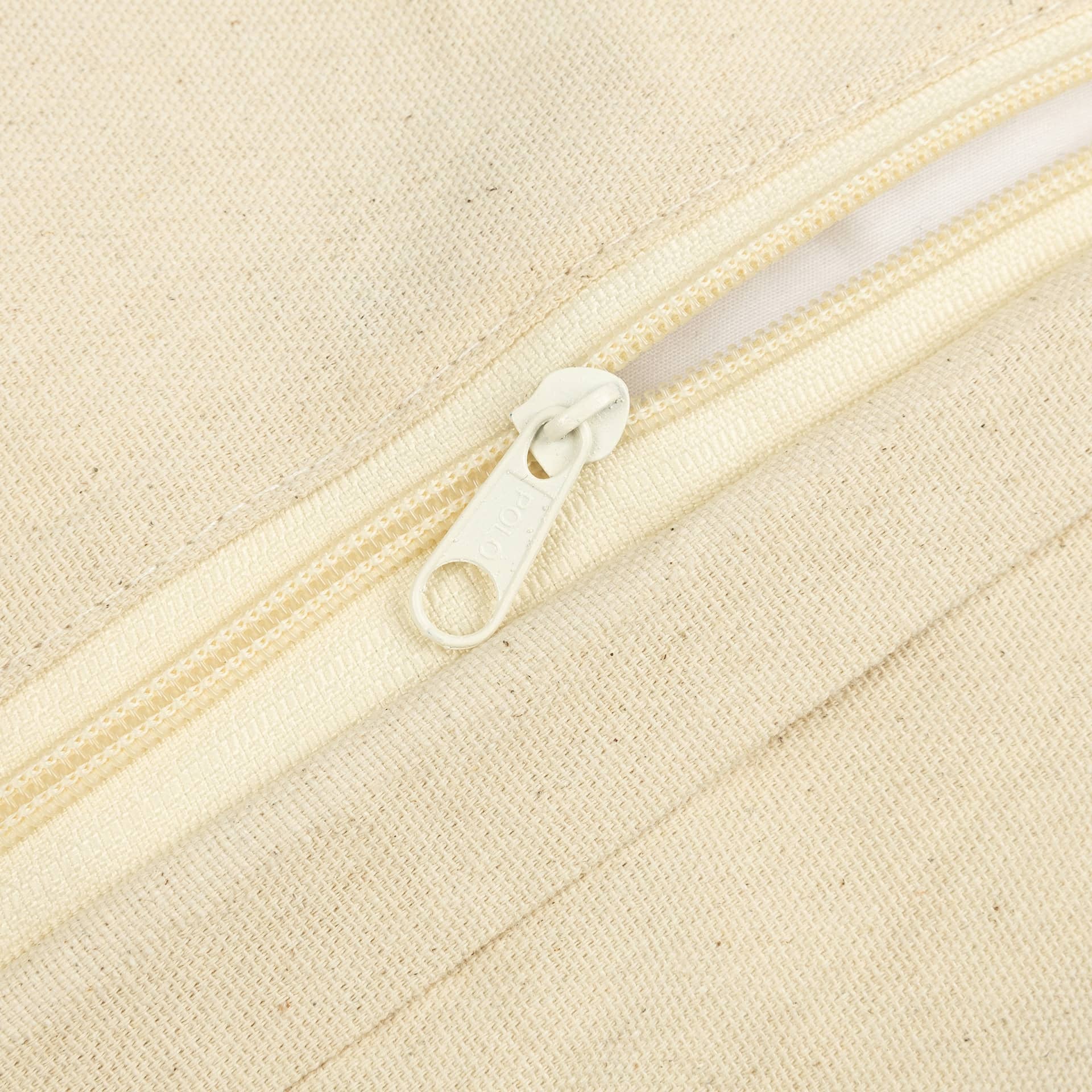 Funda de coj&iacute;n roja de algod&oacute;n Eneli 45x45cm