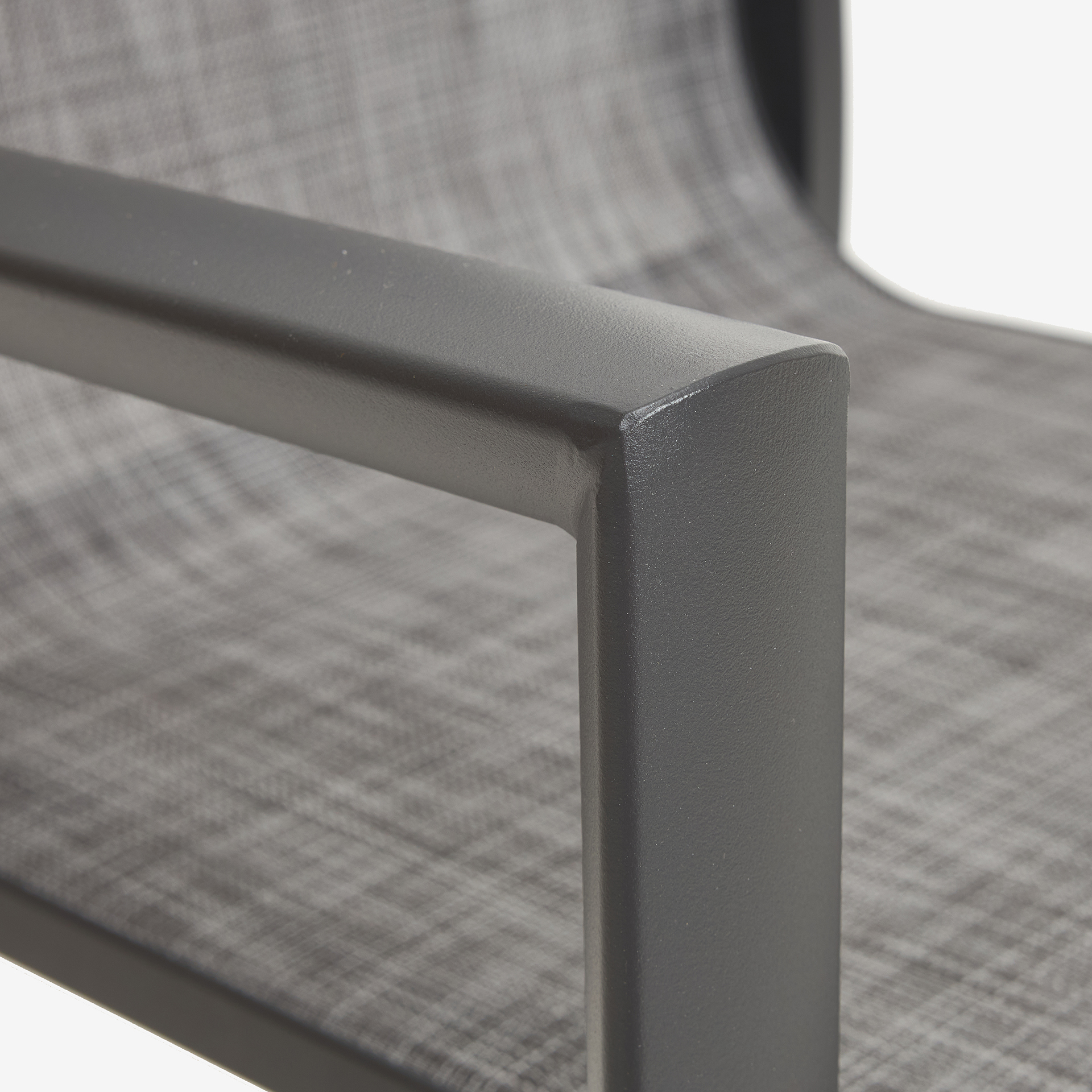 Silla de jardín apilable de aluminio y textilene gris 58x65x91,5cm