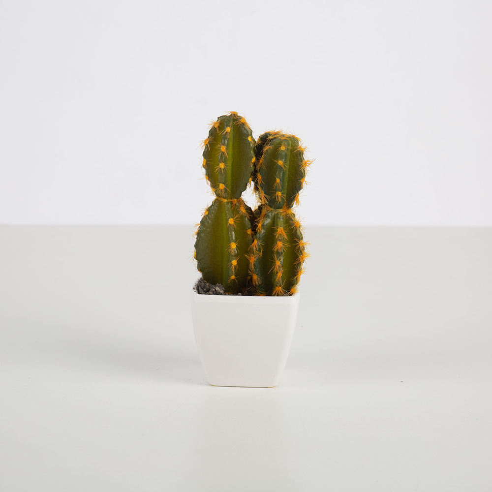 Cactus sint&eacute;tico peque&ntilde;o en varios modelos
