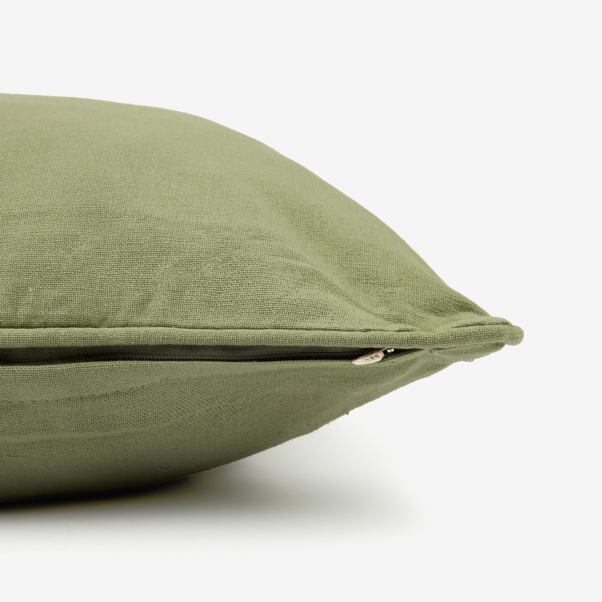 Funda de coj&iacute;n de algod&oacute;n verde ribete 45x45cm