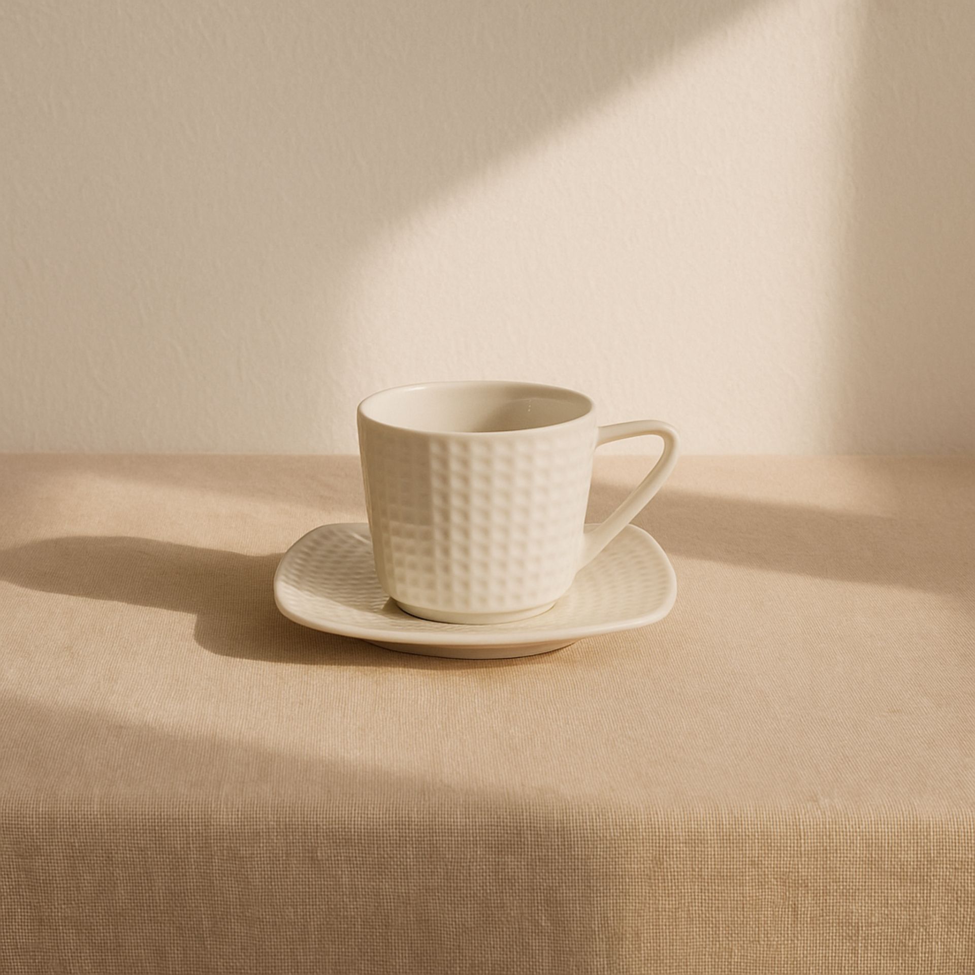 Taza de café con plato de porcelana Golf 8cl