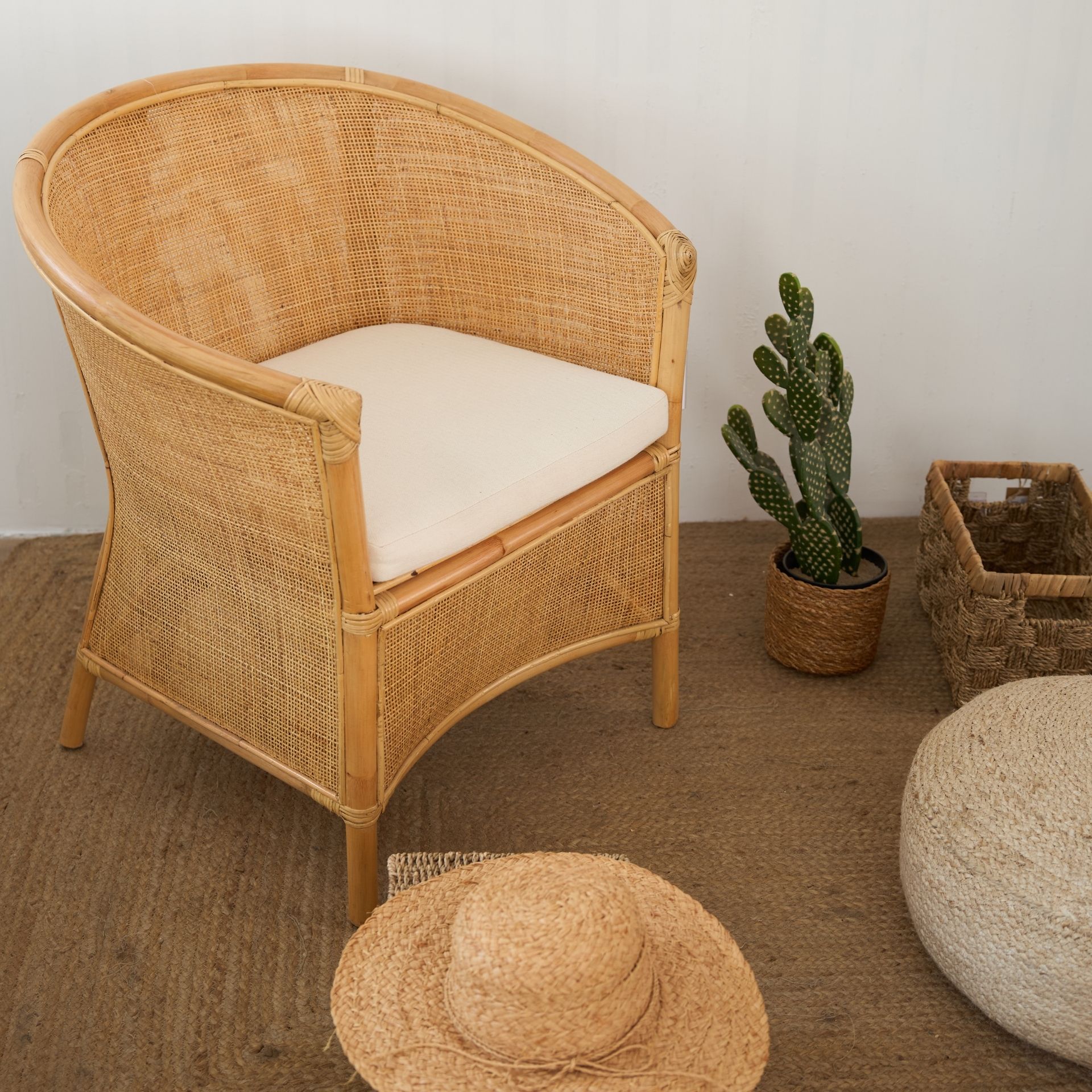 Butaca de ratán beige Milos 76x65x80cm