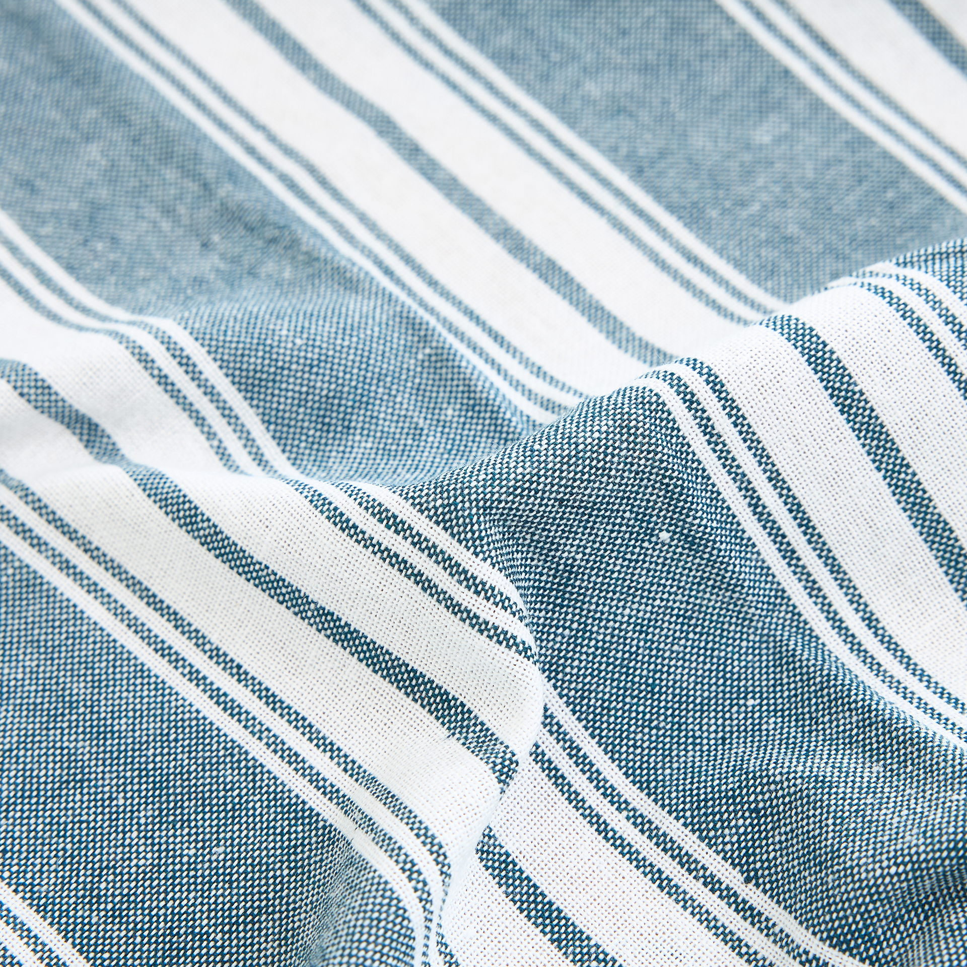 Mantel de algod&oacute;n azul Be&ntilde;at 140x140cm