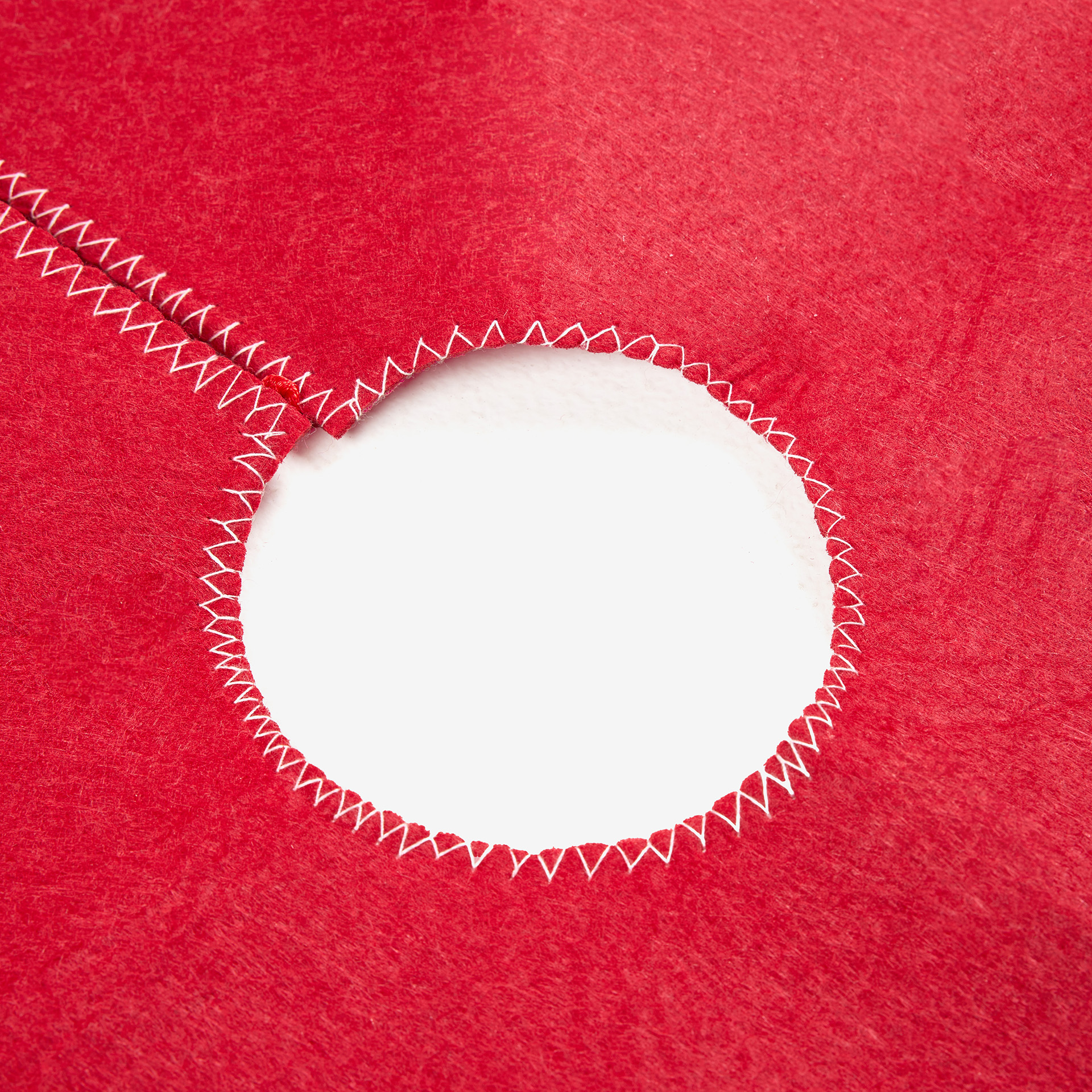 Alfombra para árbol roja con Ciervo tartán Ø90cm