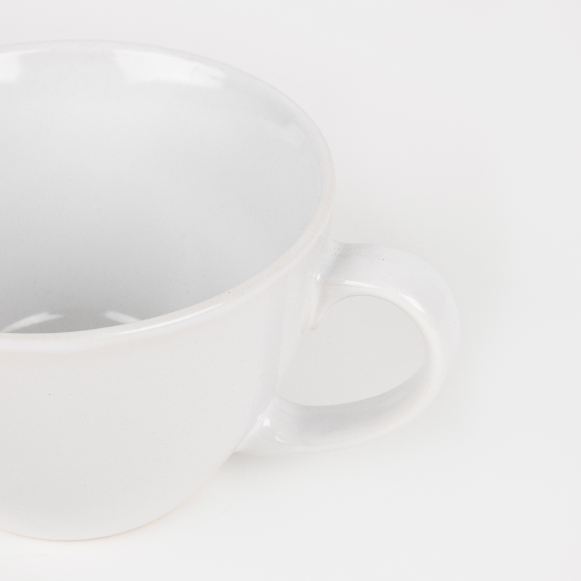 Taza con plato de cerámica blanca 45cl