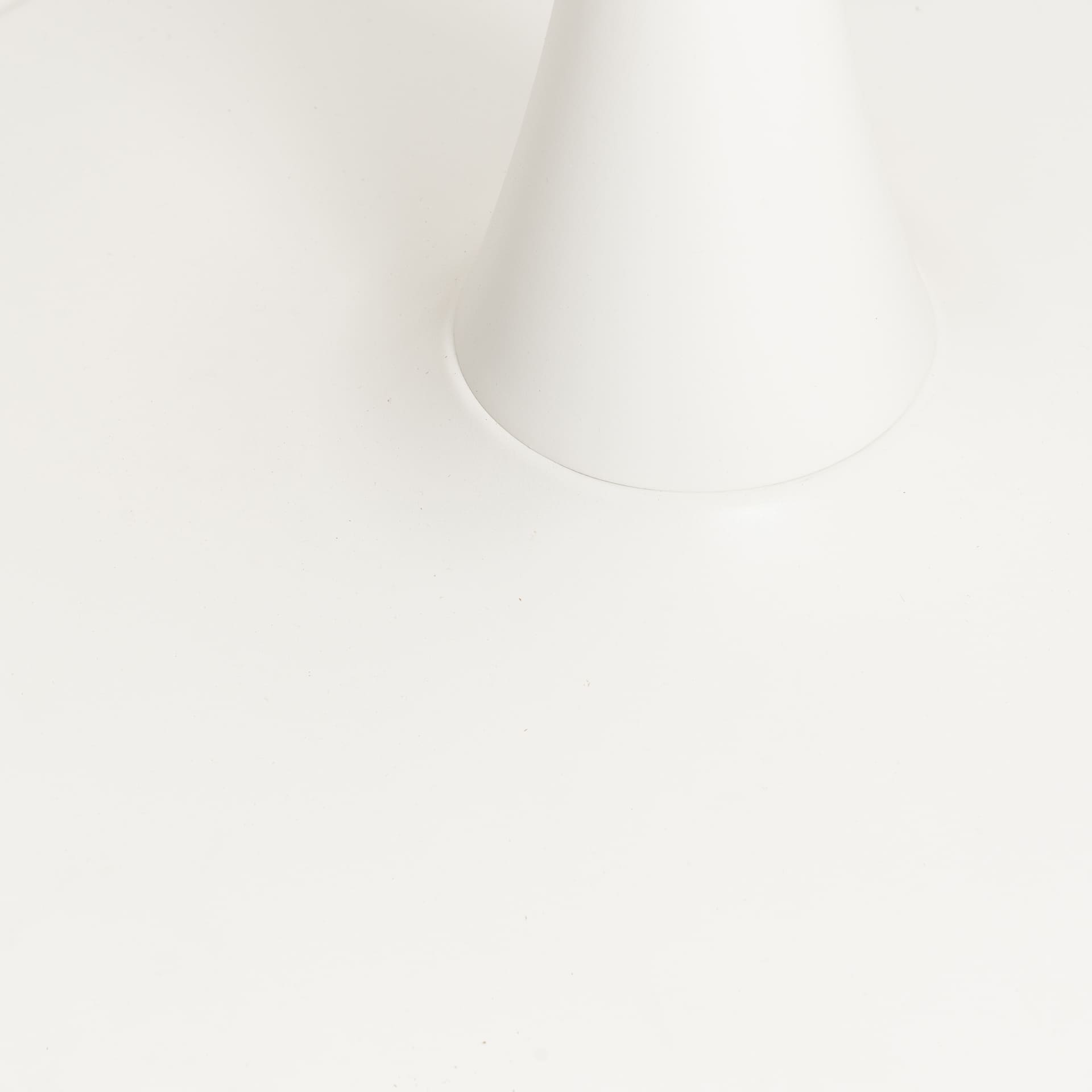 Mesa de comedor redonda Tulip Ø100x74cm