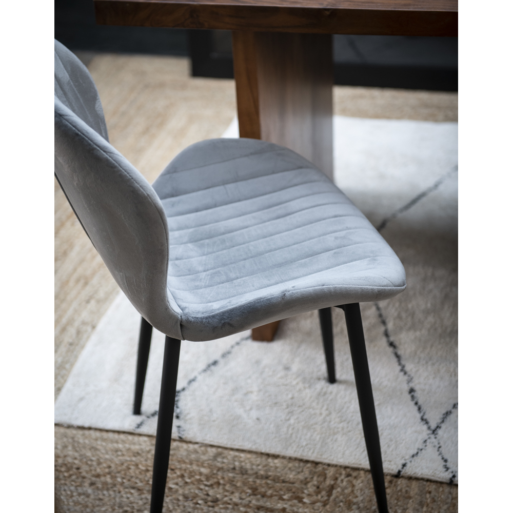 Silla de comedor de terciopelo gris Lydia 54x50x86cm Clau&Chloe