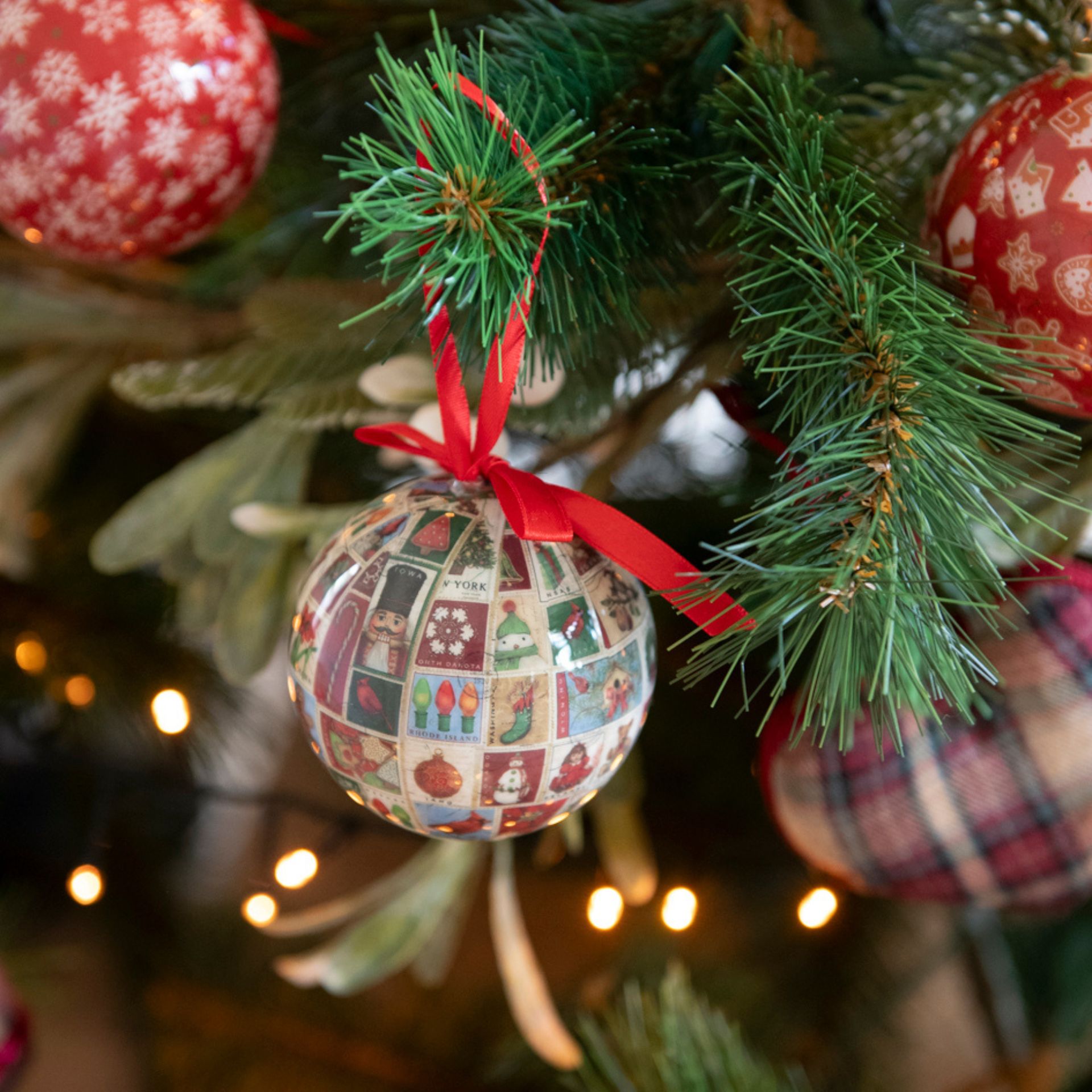 Set de 14 bolas decorativas con dibujo navideño Ø7,5cm