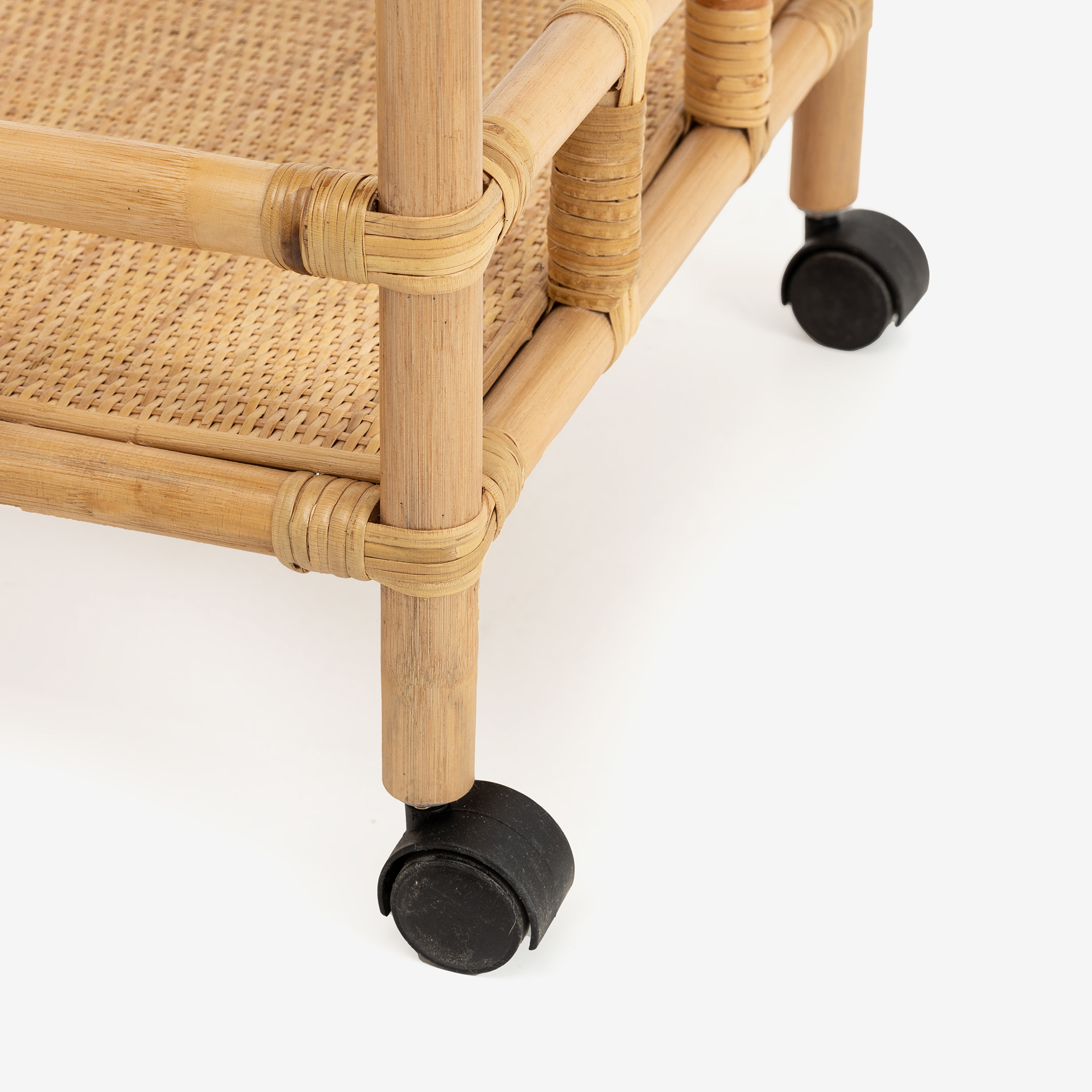 Camarera de rat&aacute;n Venecia 53x43x80cm