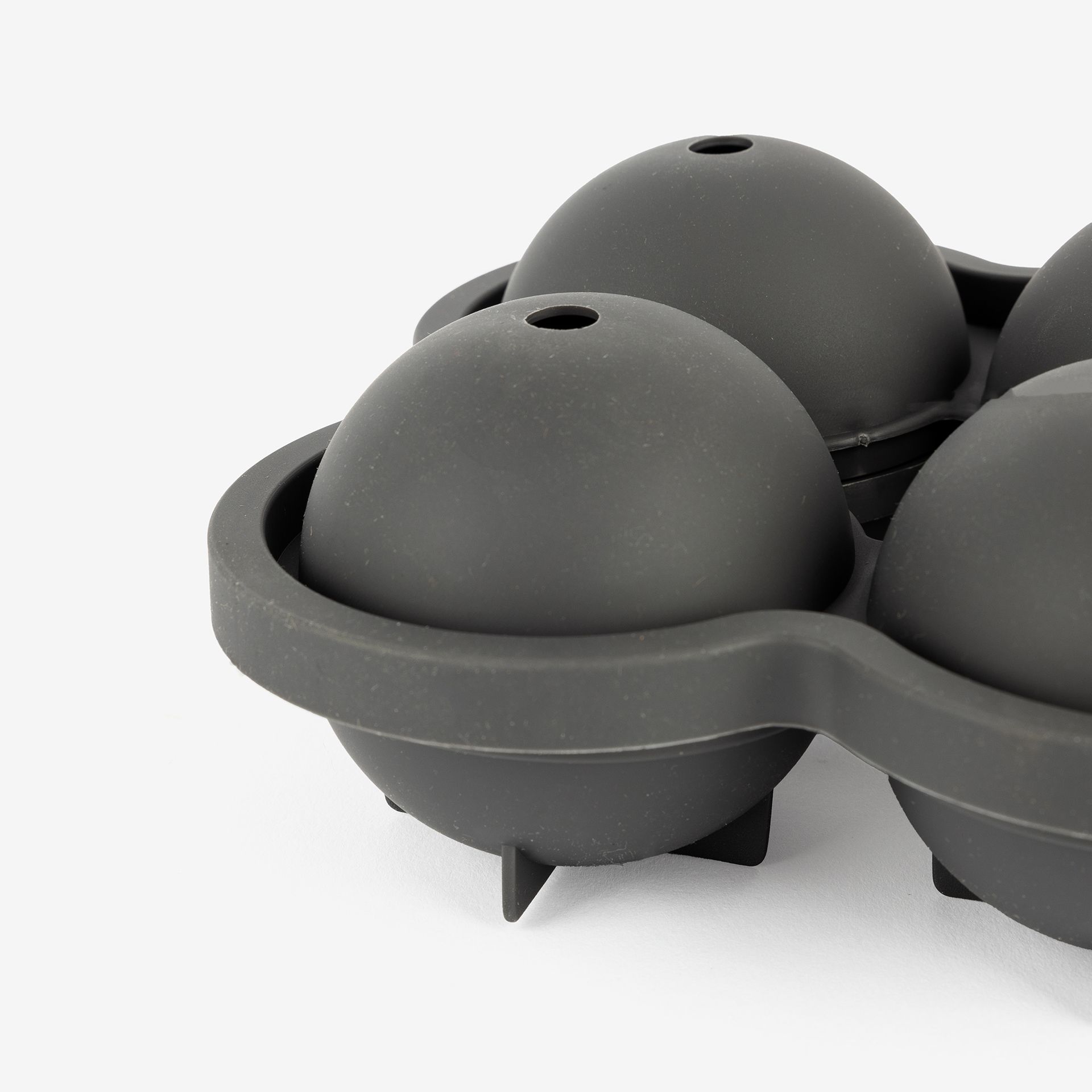 Bandeja para 4 cubitos Ball XL 16x15x7cm