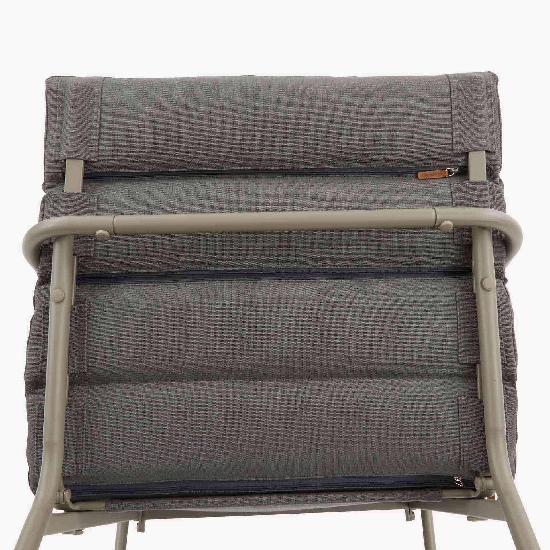 Conjunto de jard&iacute;n para 4 personas de acero cafe Solani