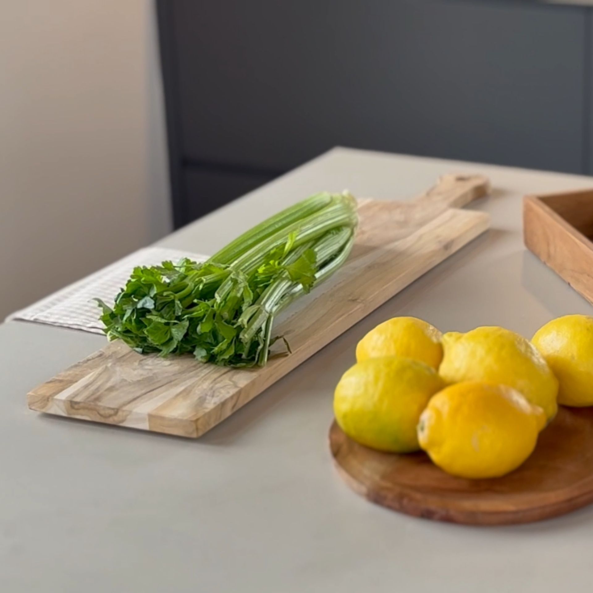 Tabla de servir de madera 70x15x2cm