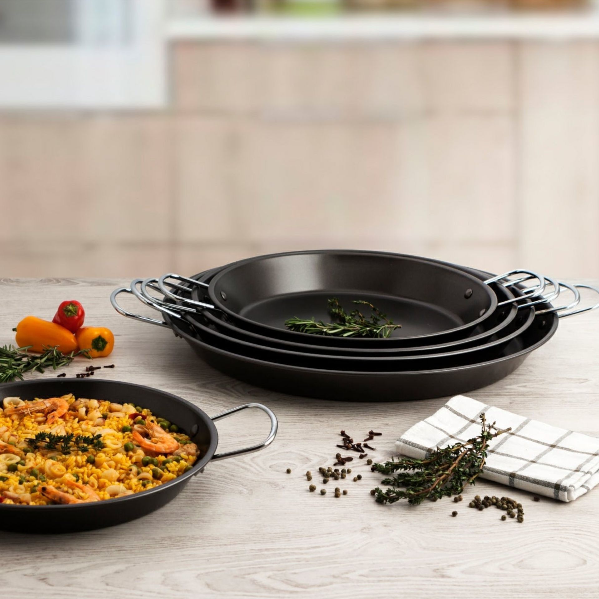 Paellera de acero antiadherente Polat &Oslash;38cm