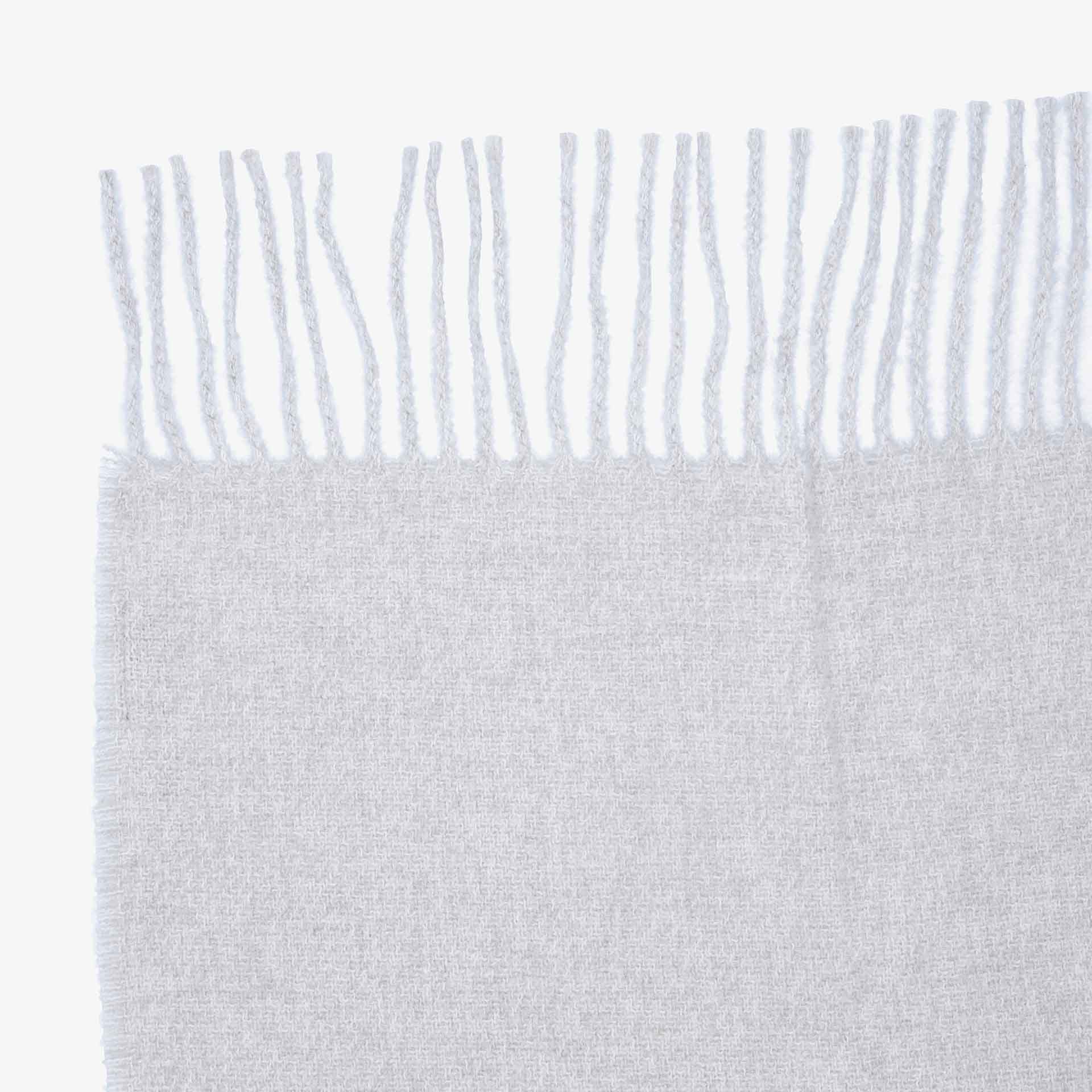 Manta efecto cashmere taupe Serel 130x150cm