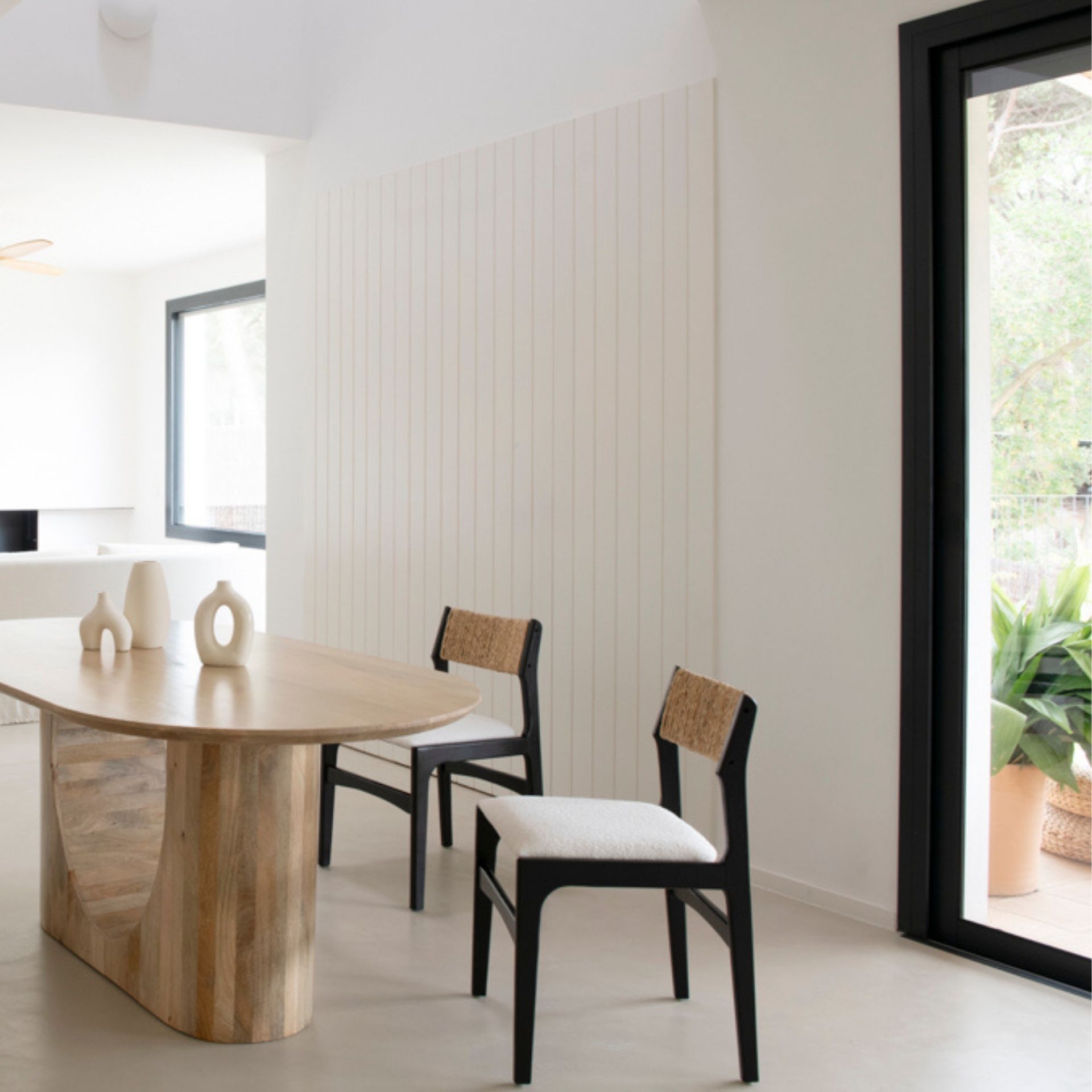 Silla de comedor de madera de olmo negra Jana 48x44x79cm Clau&Chloe