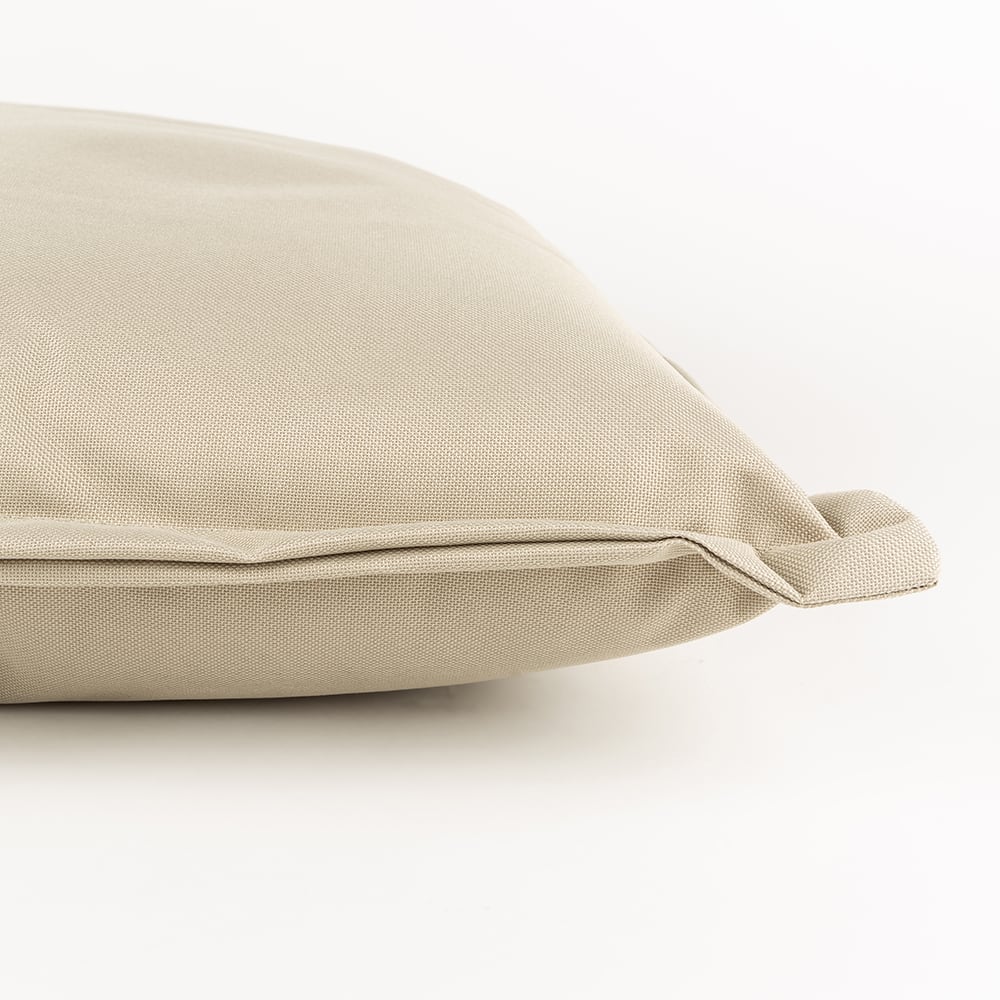 Coj&iacute;n de exteriror arena Lacio 52x52cm