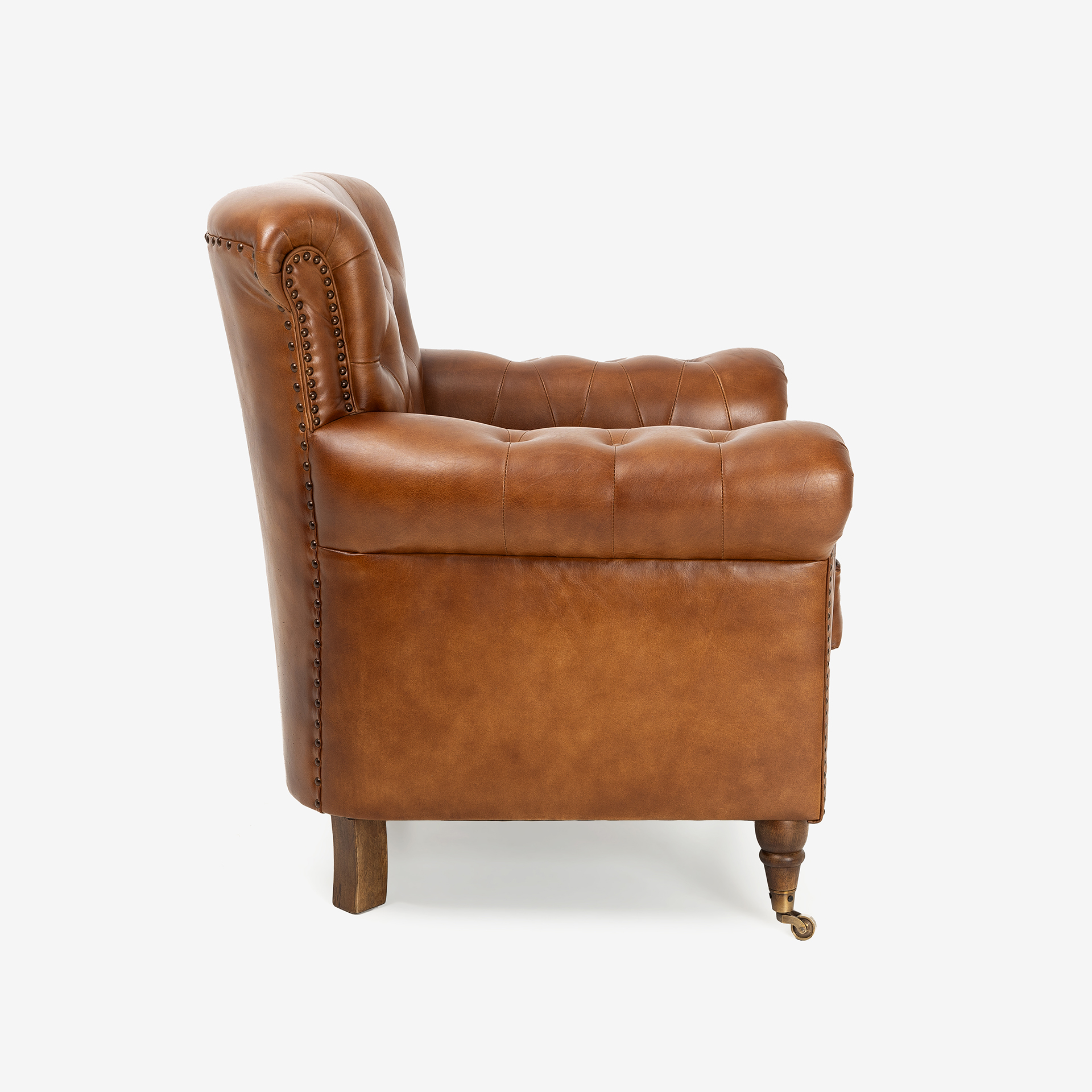 Butaca de piel marr&oacute;n Chester 84x83x88cm