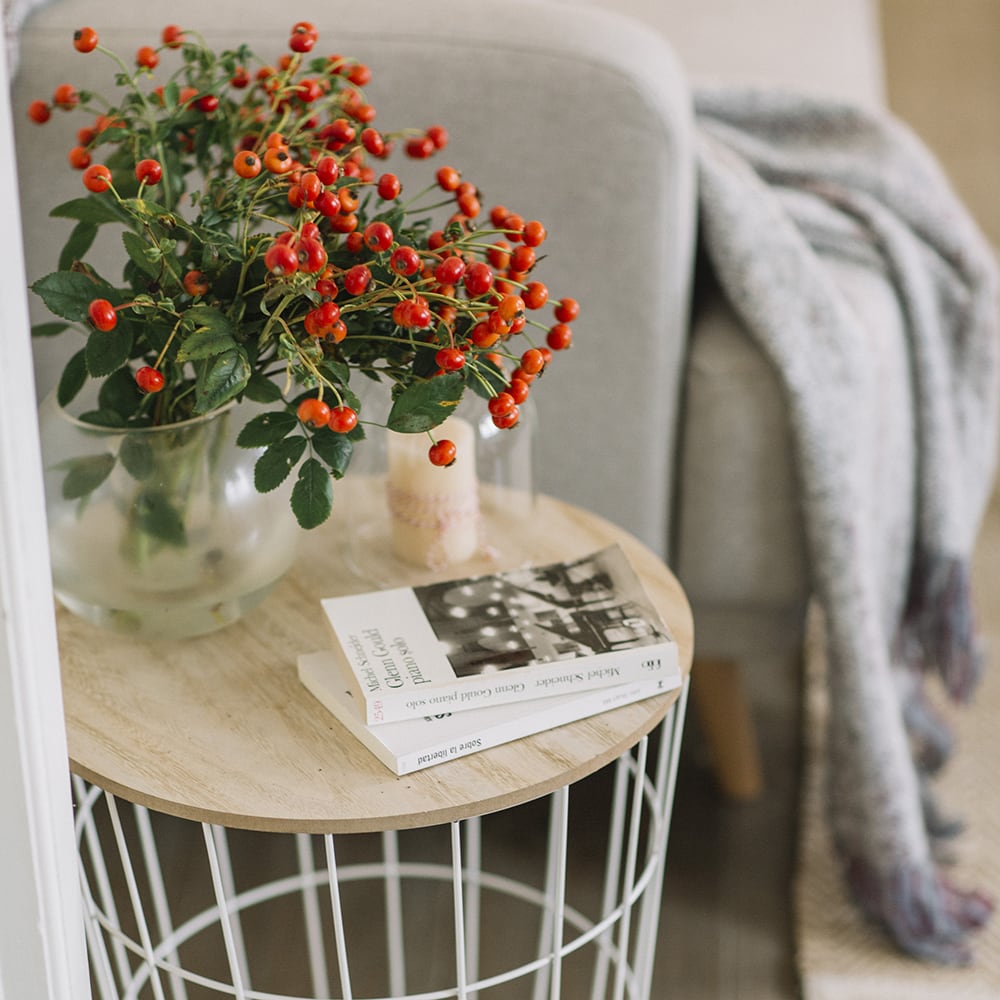 Mesa Auxiliar de madera con estructura metal