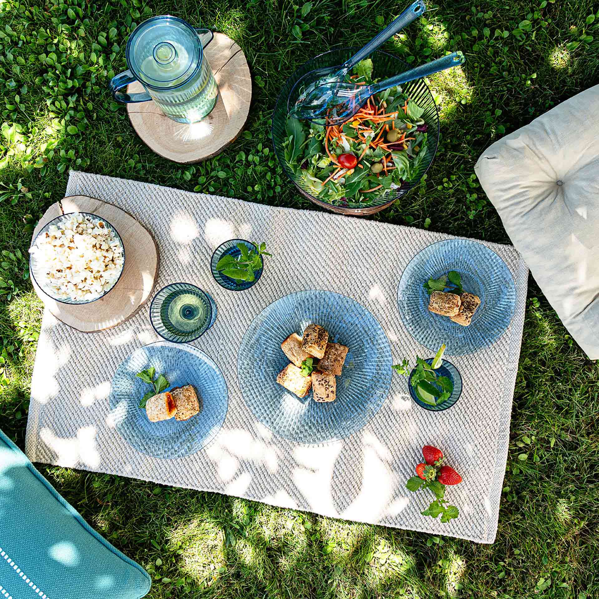 Vaso de pl&aacute;stico azul Solara 30cl