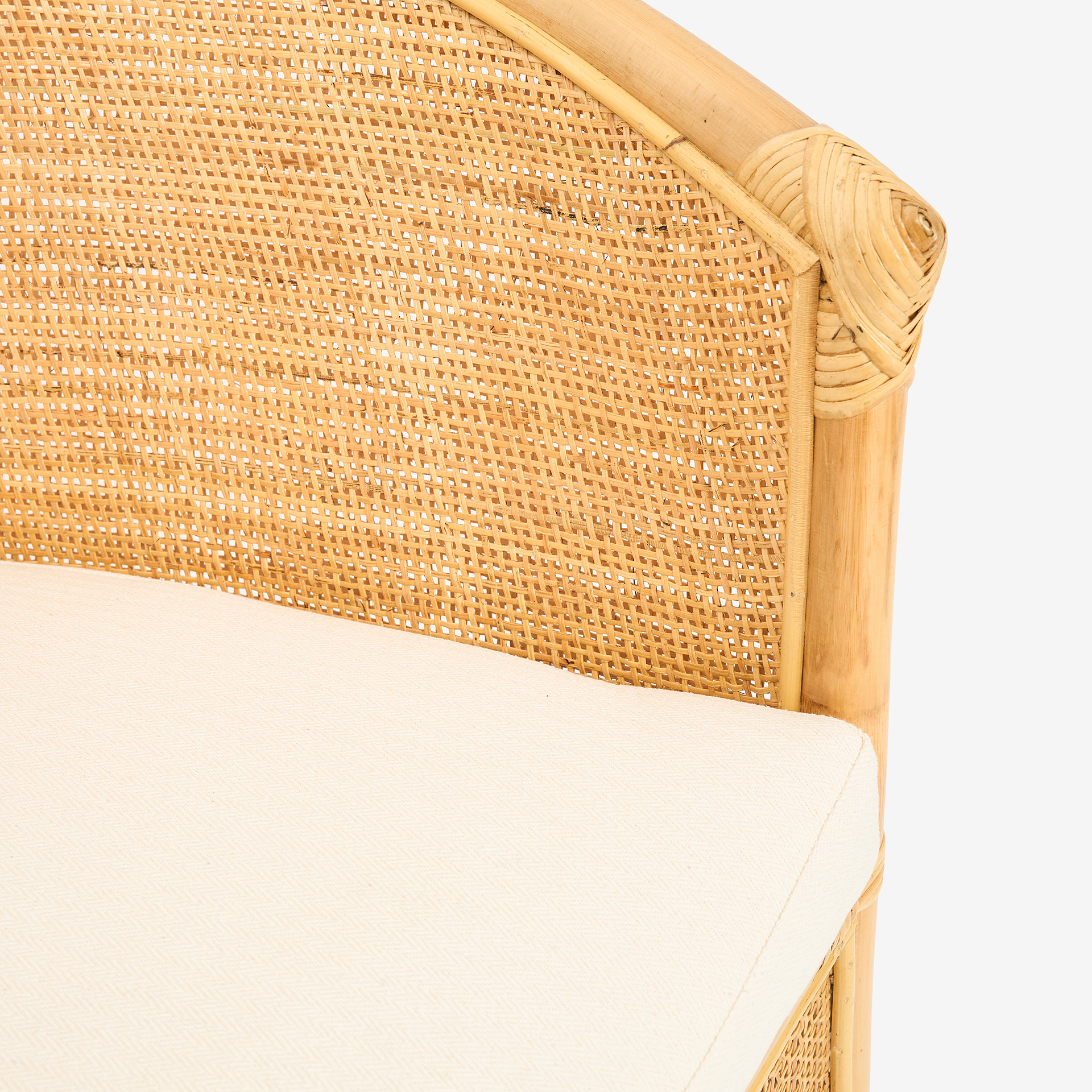 Butaca de ratán beige Milos 76x65x80cm