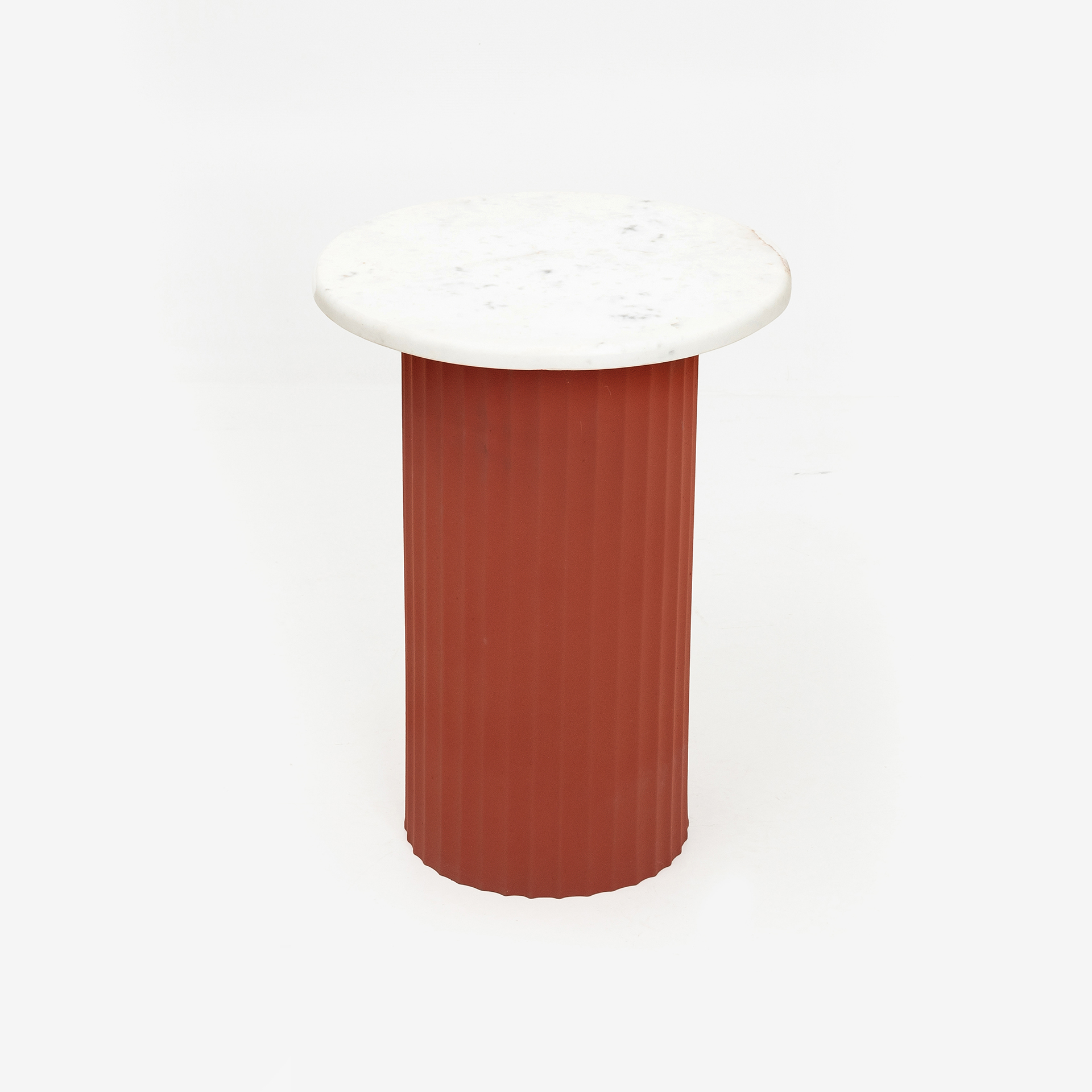 Mesa auxiliar de m&aacute;rmol teja Prazer &Oslash;36x47 Clau&Chloe