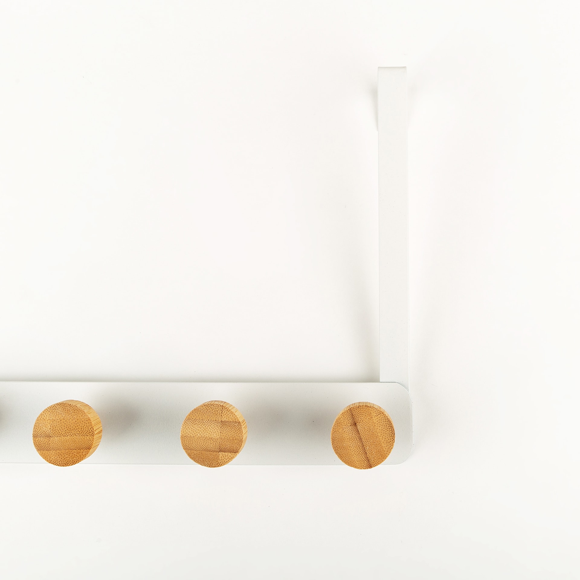 Perchero con 5 ganchos de metal blanco 33x8x20cm