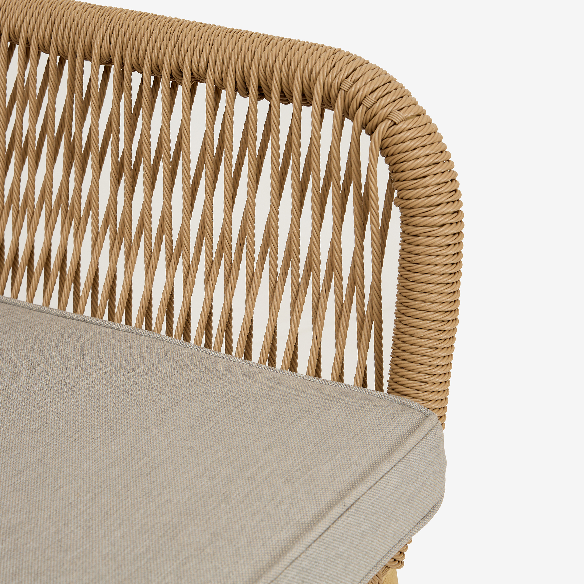 Silla de jard&iacute;n de aluminio y rat&aacute;n sint&eacute;tico Cassis 57x65x83cm