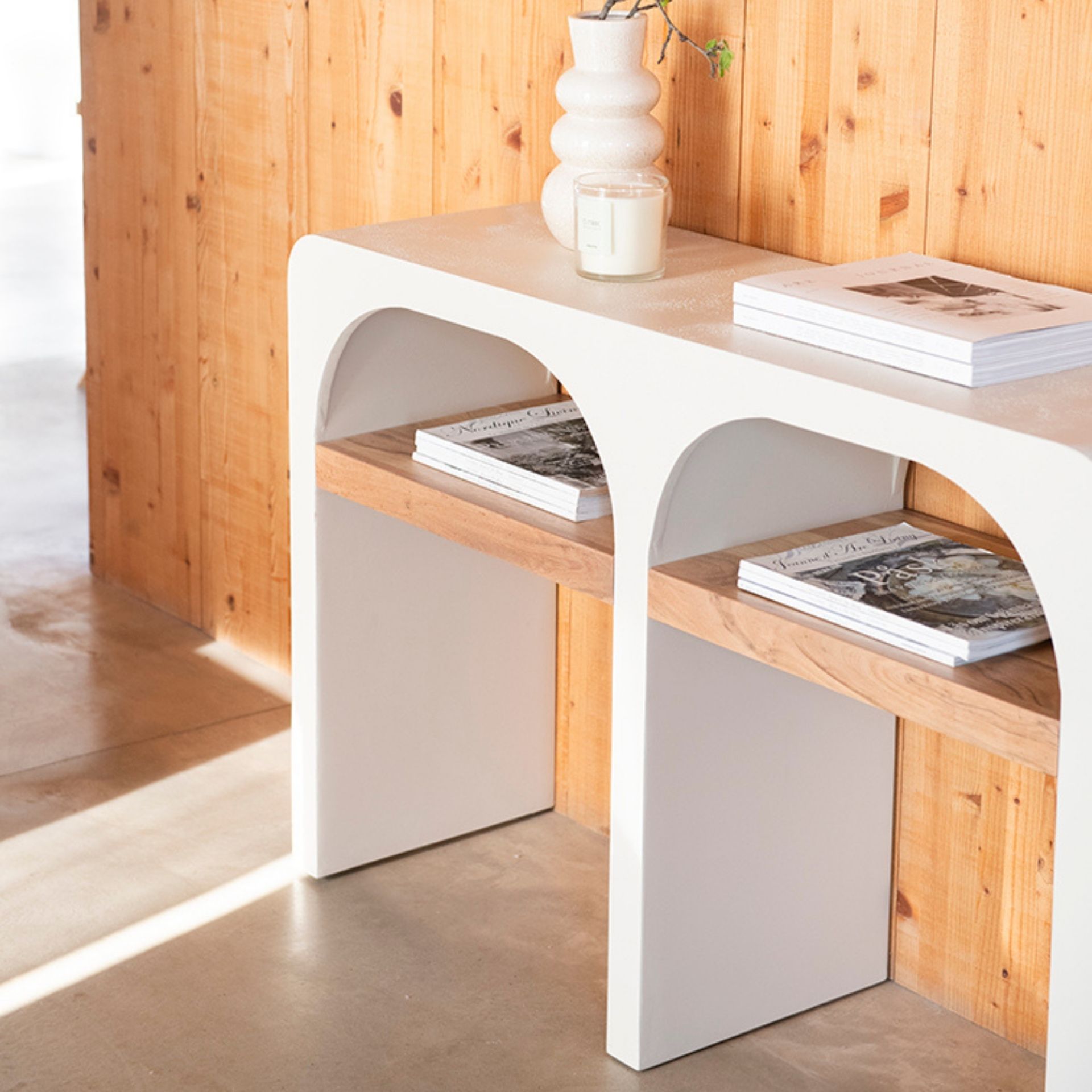 Aparador de microcemento y madera de acacia Kurli 120x35x76cm Clau&Chloe